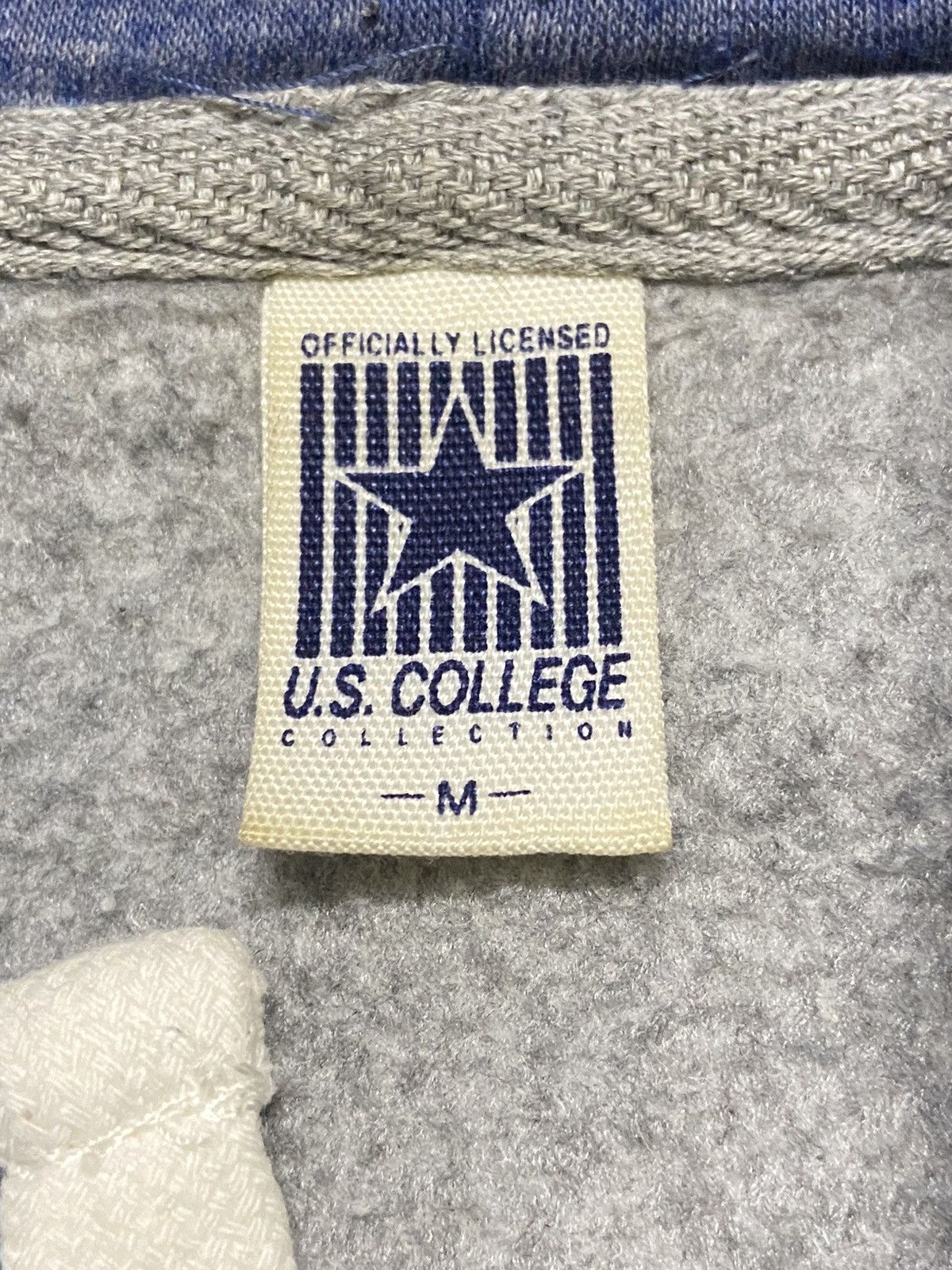 Other Vintage University of Nevada Las Vegas Hoodie Size US M / EU 48-50 / 2 - 4 Thumbnail