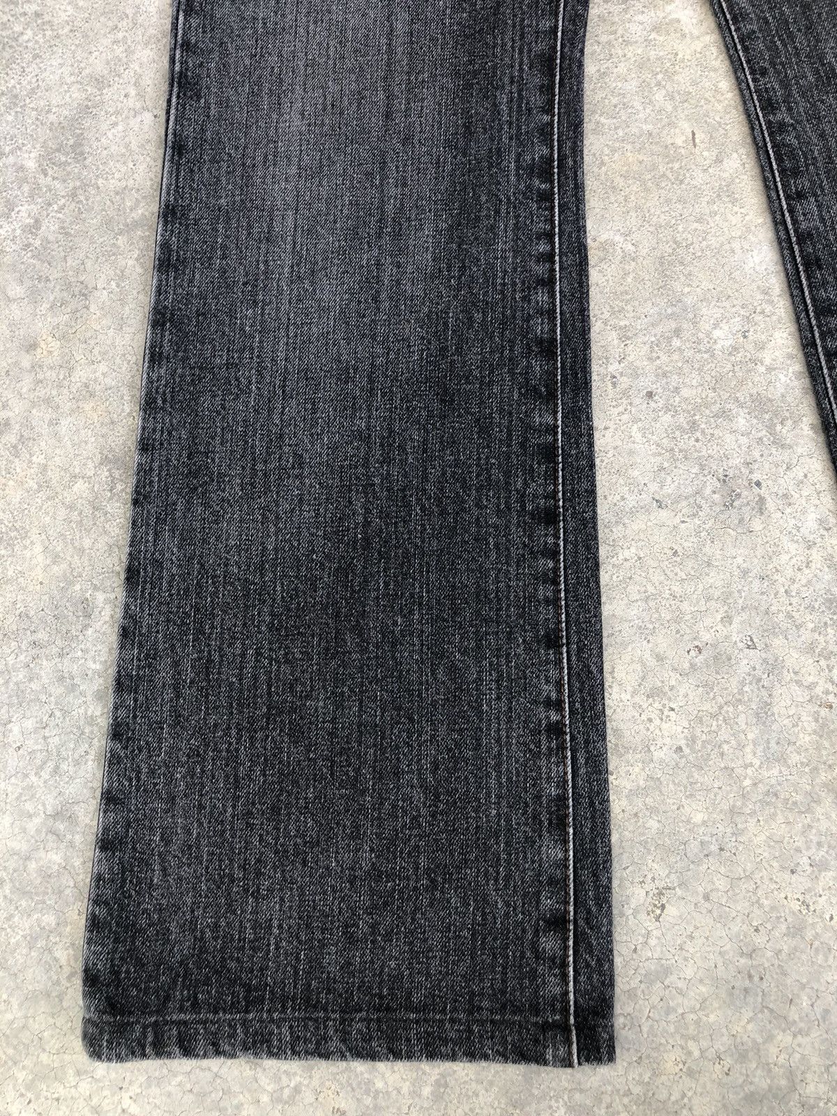 If Six Was Nine Japanese Uniqlo Flared Jeans Distressed Jeans Size US 32 / EU 48 - 6 Thumbnail