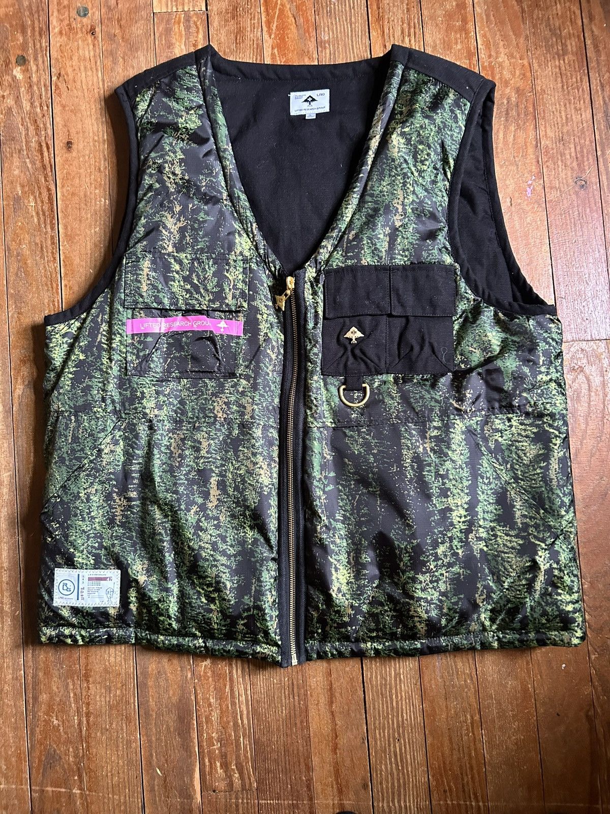 LRG LRG Camo vest Size US L / EU 52-54 / 3 - 1 Thumbnail