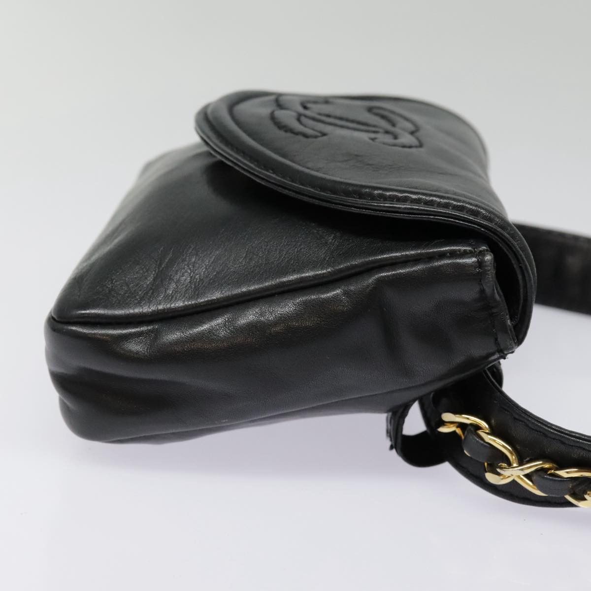 Chanel CHANEL Chain Waist Bag Lamb Skin Black Gold CC Size ONE SIZE - 4 Thumbnail