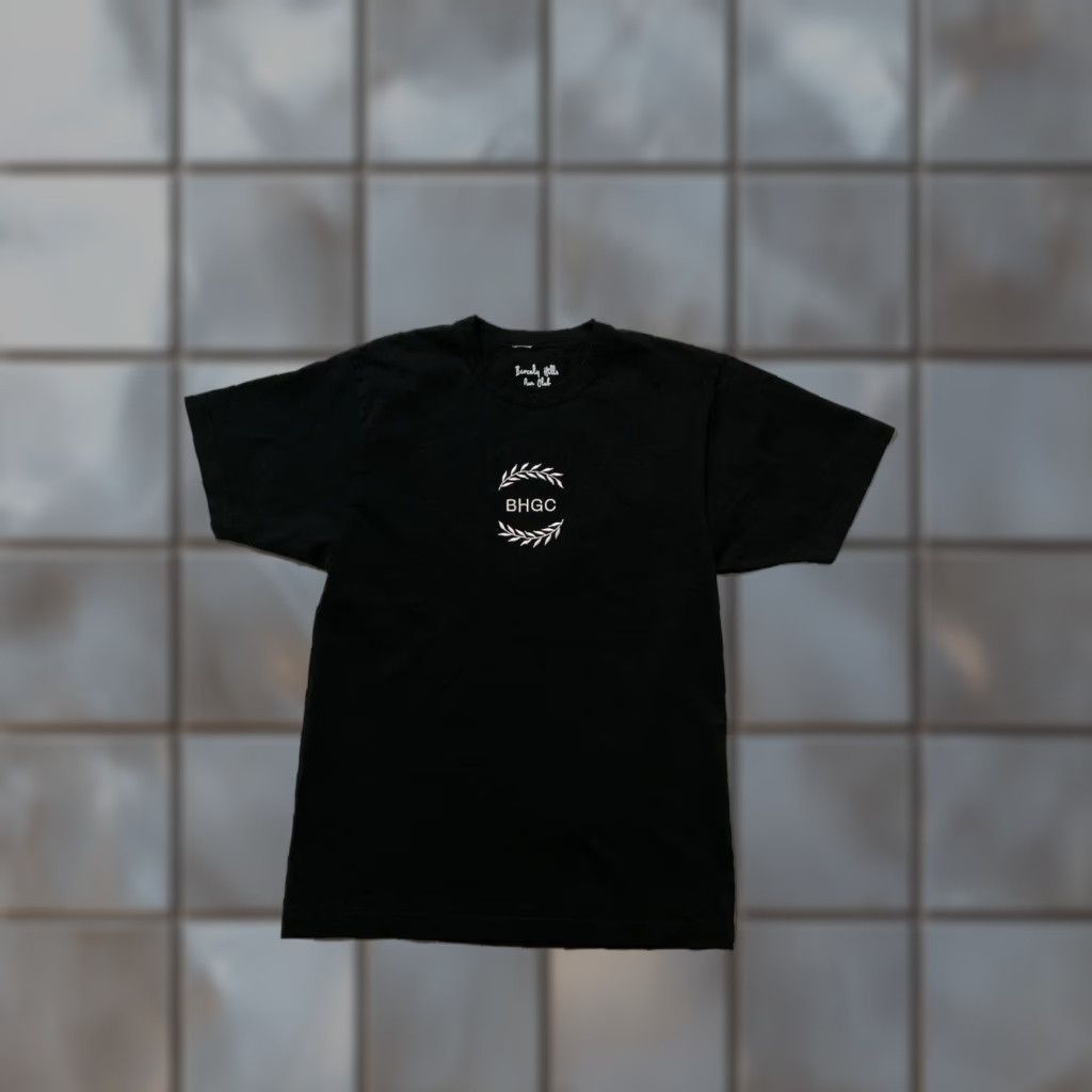 Beverly Hills Polo Club VINTAGE Beverly Hills Gun Club Black Embroidered Laurel Wreath S/S T-Shirt Sz. S Mens Size US S / EU 44-46 / 1 - 1 Thumbnail