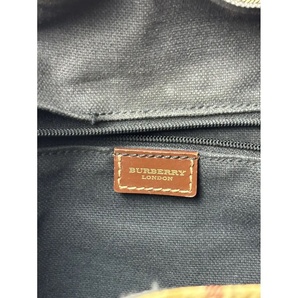 Burberry Vintage Burberry Novacheck Leather BackPack Size ONE SIZE - 6 Thumbnail