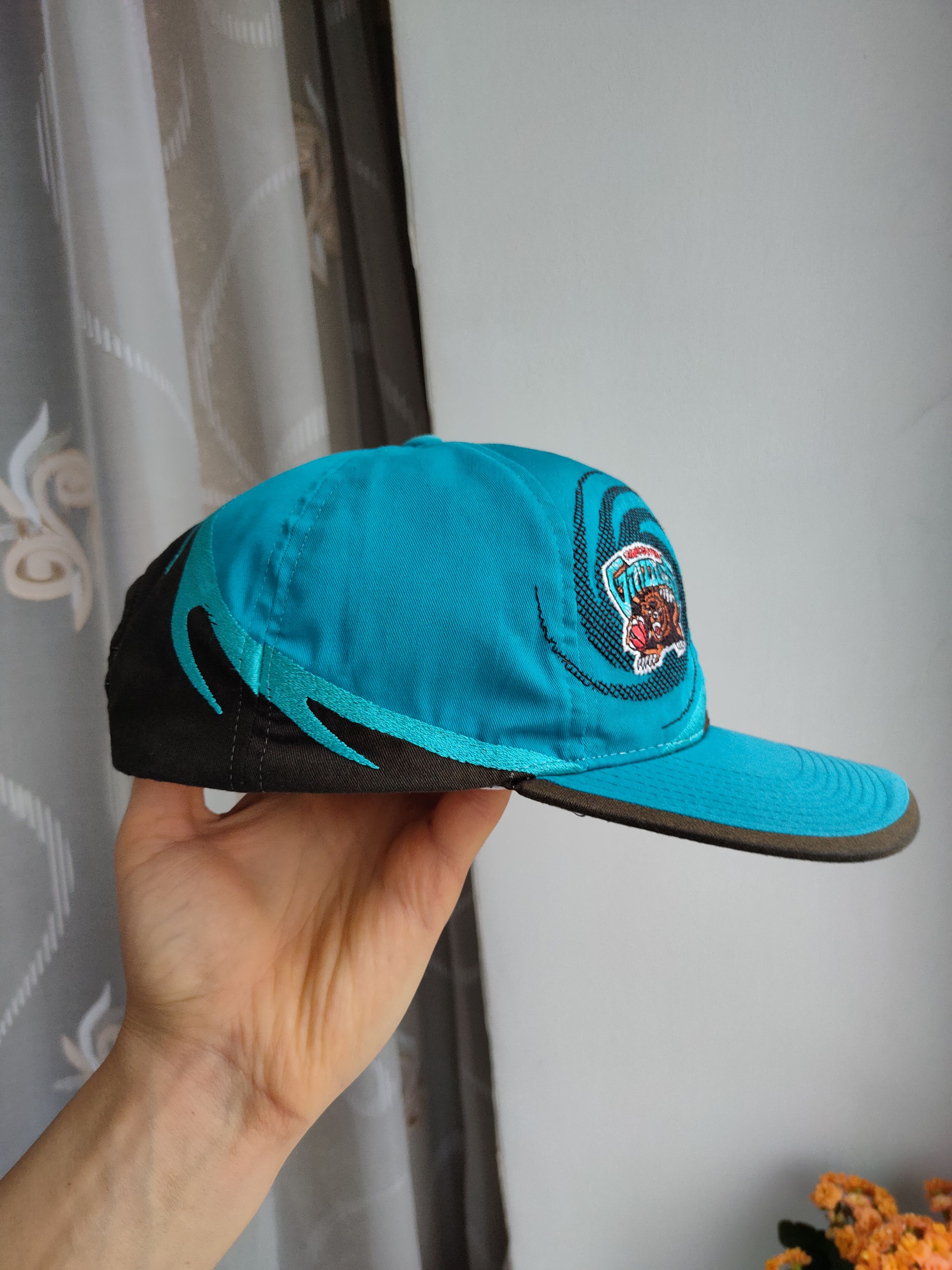 NBA 90s Vintage NBA Vancouver Grizzlies Cap Sport Specialties Size ONE SIZE - 3 Thumbnail