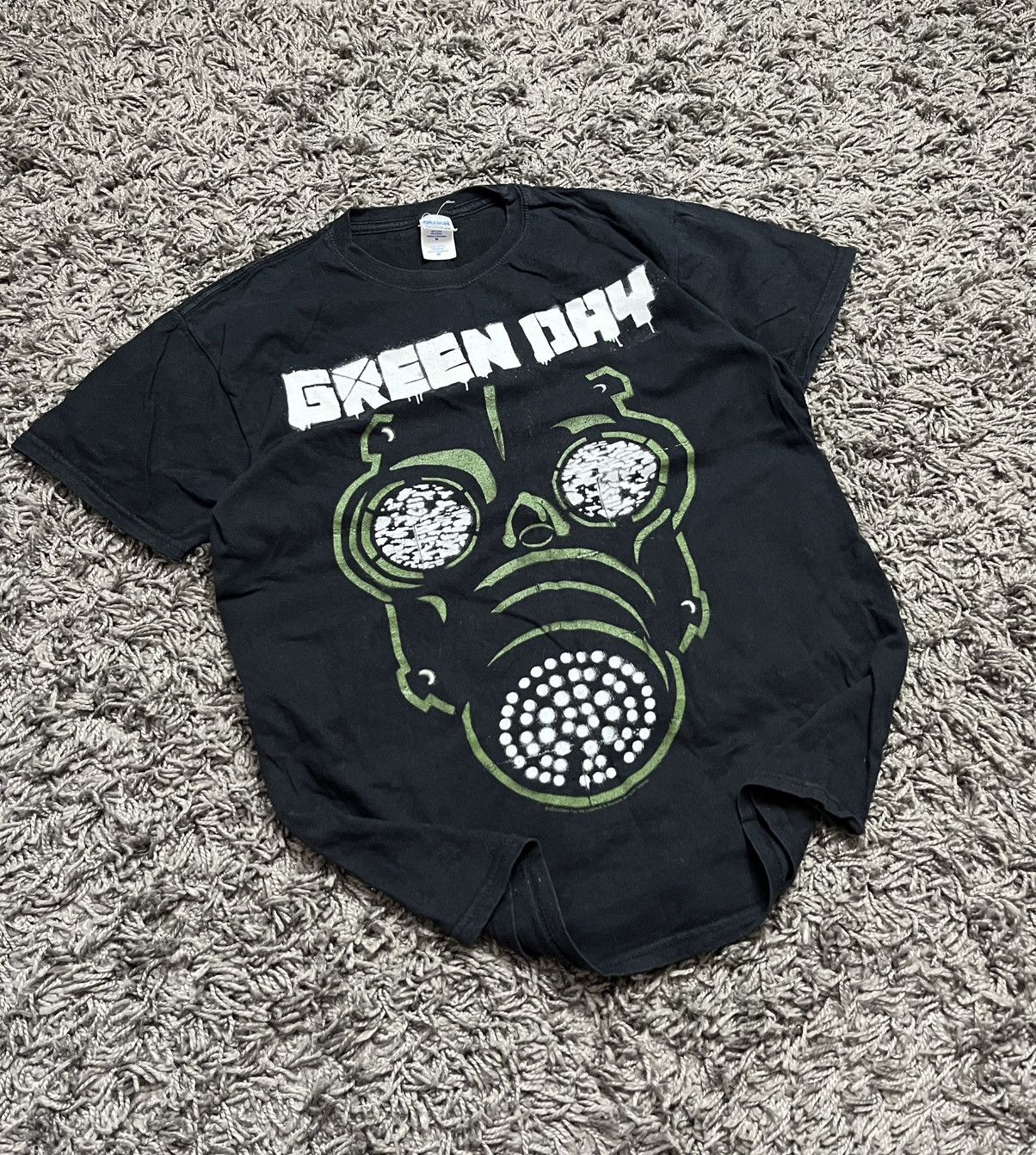 Band Tees Y2K Green Day Gas Mask Punk Rock Band T-Shirt Size US S / EU 44-46 / 1 - 1 Thumbnail