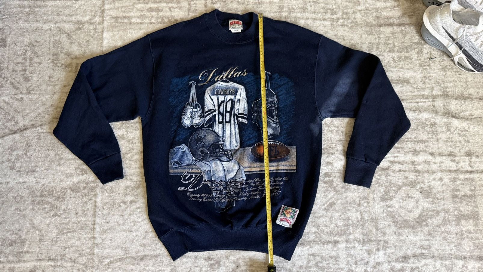 Nutmeg 90s Vintage Nutmeg Dallas Cowboys Graphic Sweatshirt Size US L / EU 52-54 / 3 - 3 Thumbnail