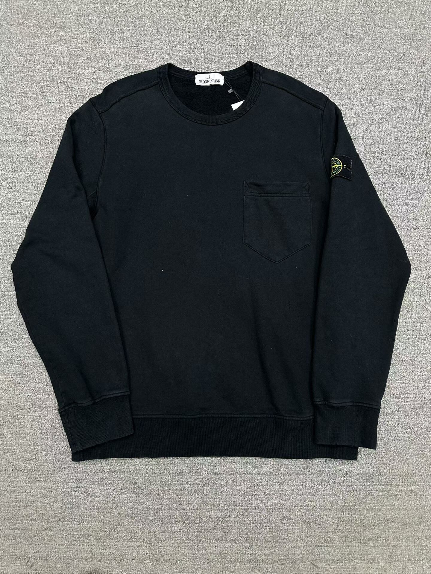 Stone Island Stone Island Pocket Hoodie XL Size US XL / EU 56 / 4 - 1 Thumbnail