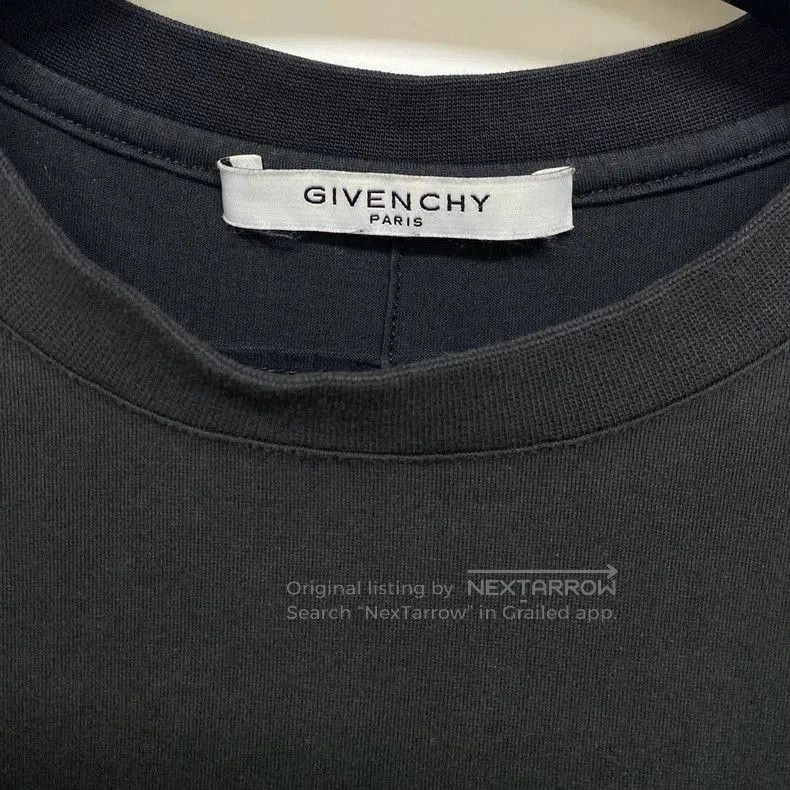 Givenchy Givenchy Shark Print Short Sleeve T. Size US L / EU 52-54 / 3 - 3 Thumbnail