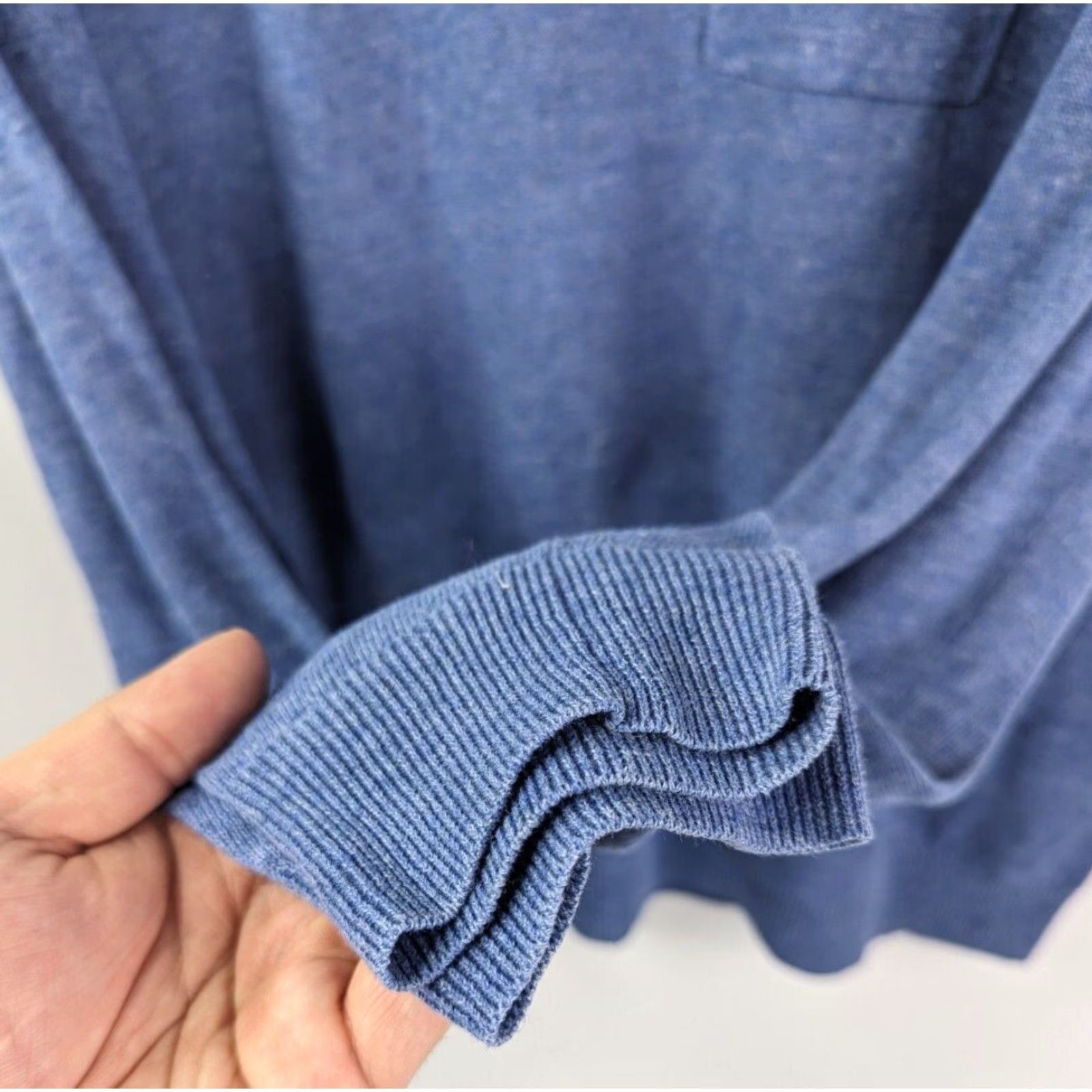 Vince Vince V-Neck Pocket Sweater Size XL Linen Classic Blue Long Sleeve Mens Pullover Knit Shirt Size US XL / EU 56 / 4 - 2 Thumbnail