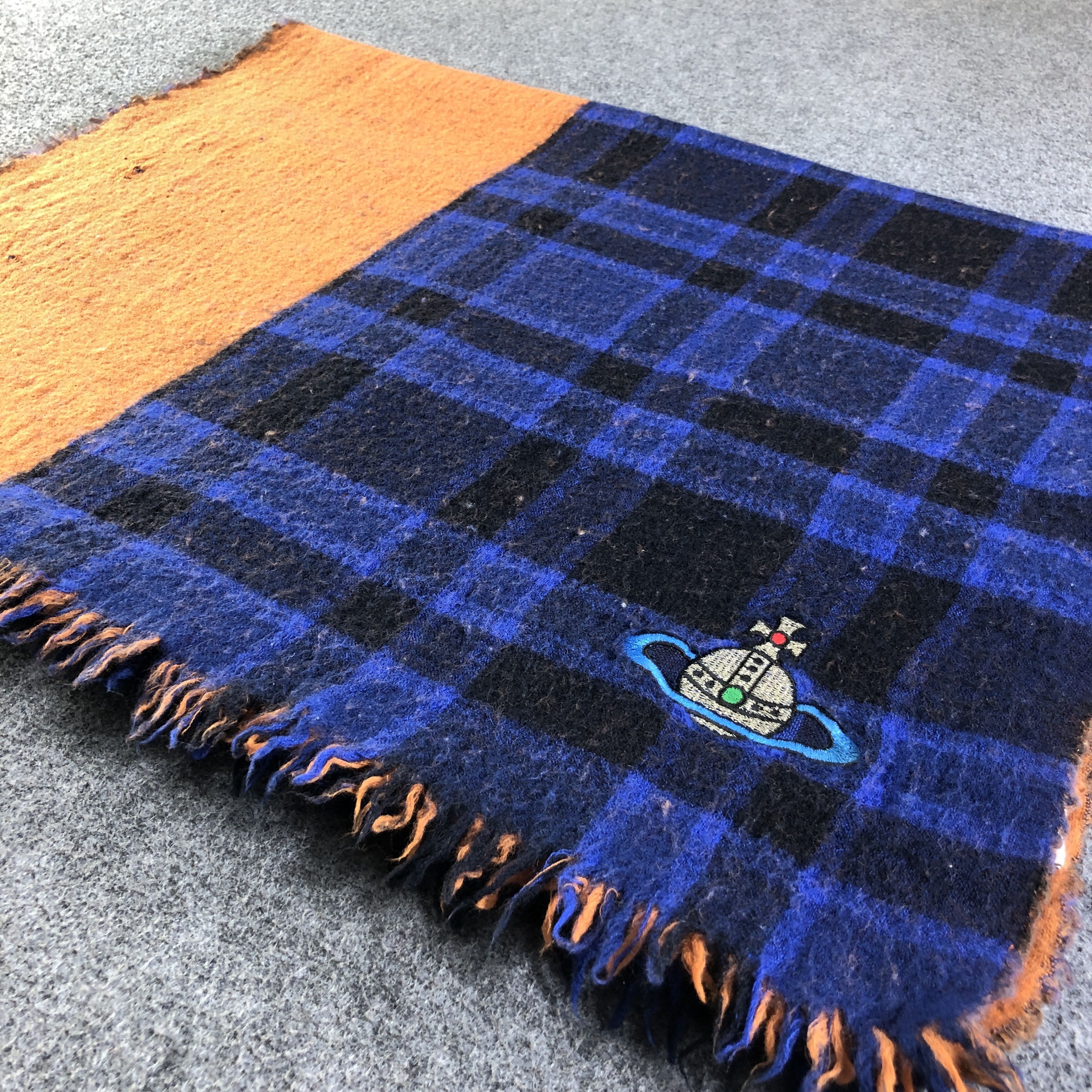 Vivienne Westwood Vivienne Westwood Tartan Big Size Wool Scarf Muffler V2697 Size ONE SIZE - 4 Thumbnail