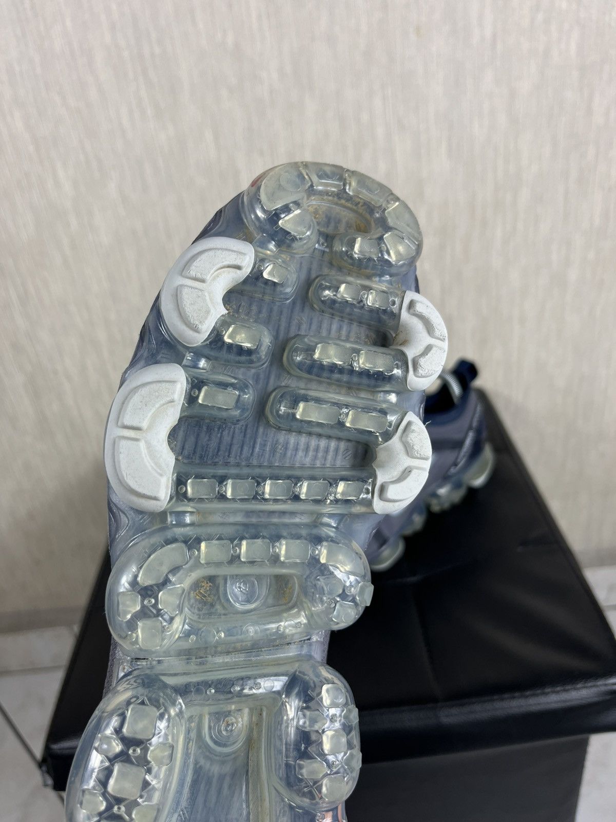 Nike Nike air vapormax 2019 obsidian pure platinum sneakers shoes Size US 7 / EU 40 - 13 Thumbnail