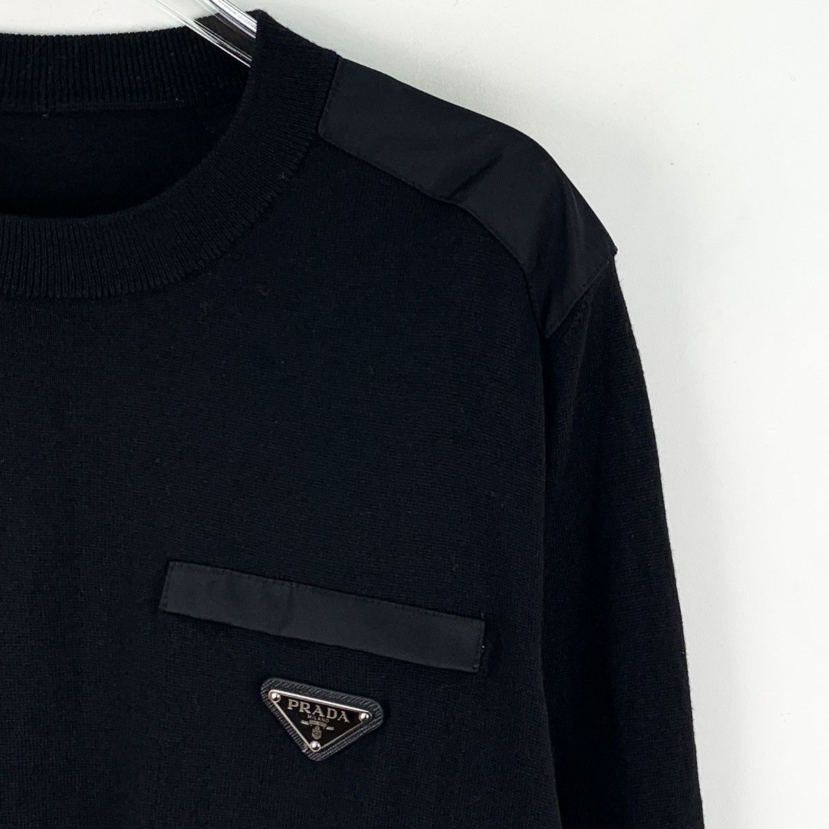 Prada Prada Black Wool Long Sleeve Knit Sweater K26WX Size US L / EU 52-54 / 3 - 3 Thumbnail