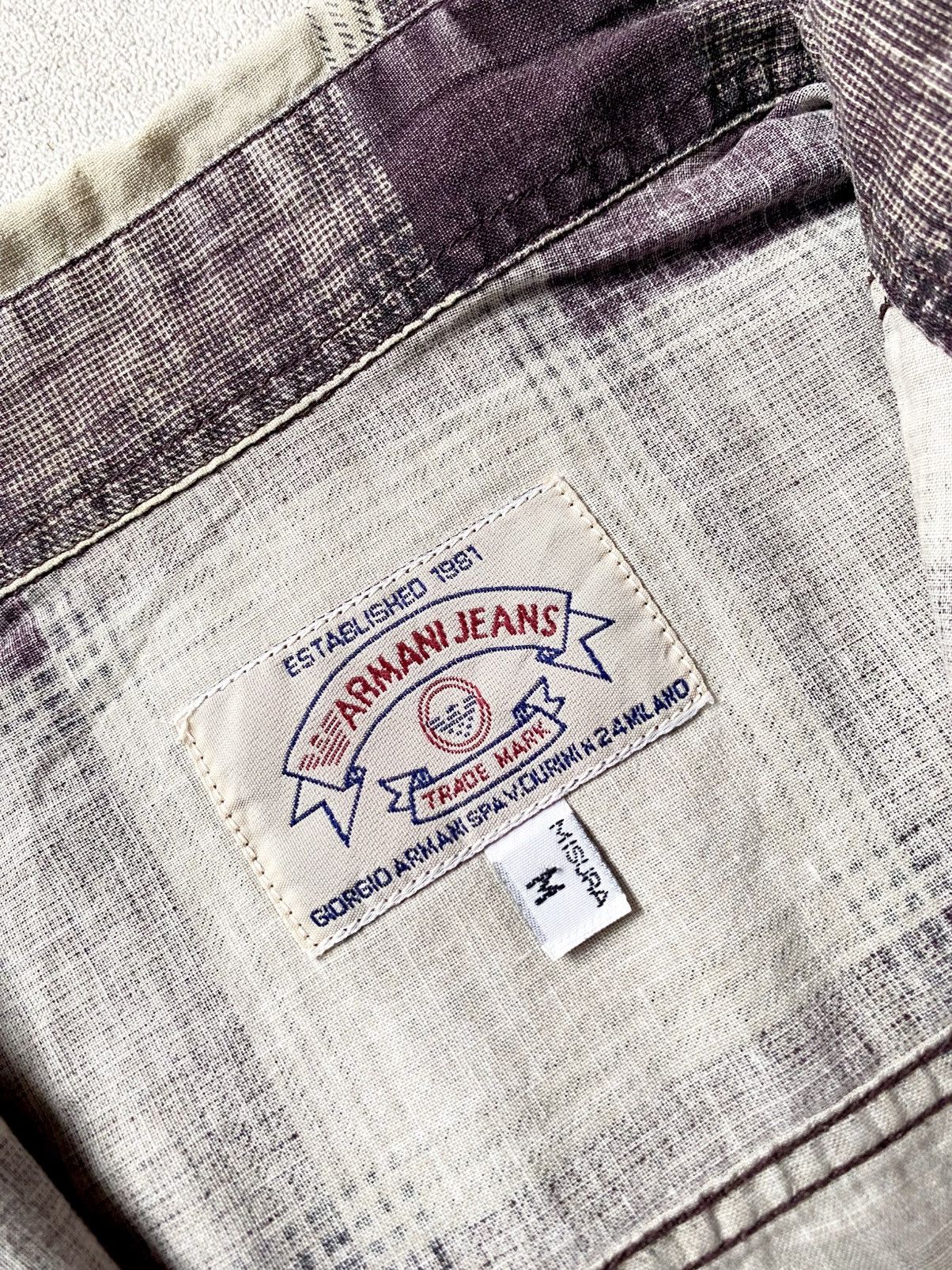 Armani Vintage Armani Jeans Veterano Button Shirt Size US M / EU 48-50 / 2 - 7 Thumbnail