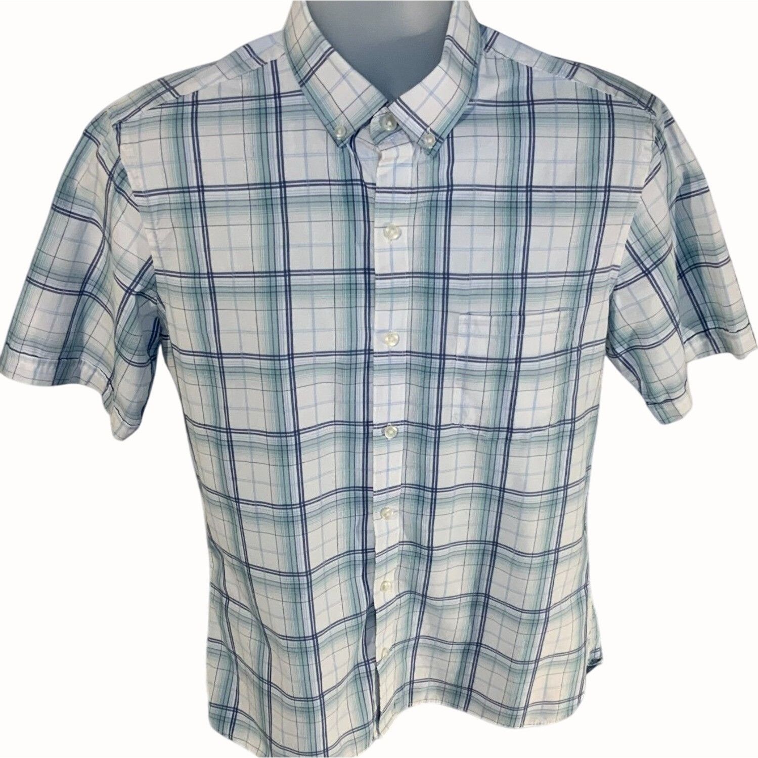 Van Heusen Van Heusen Men Medium Never Tuck Blue White Plaid Short Slee Size US M / EU 48-50 / 2 - 1 Thumbnail