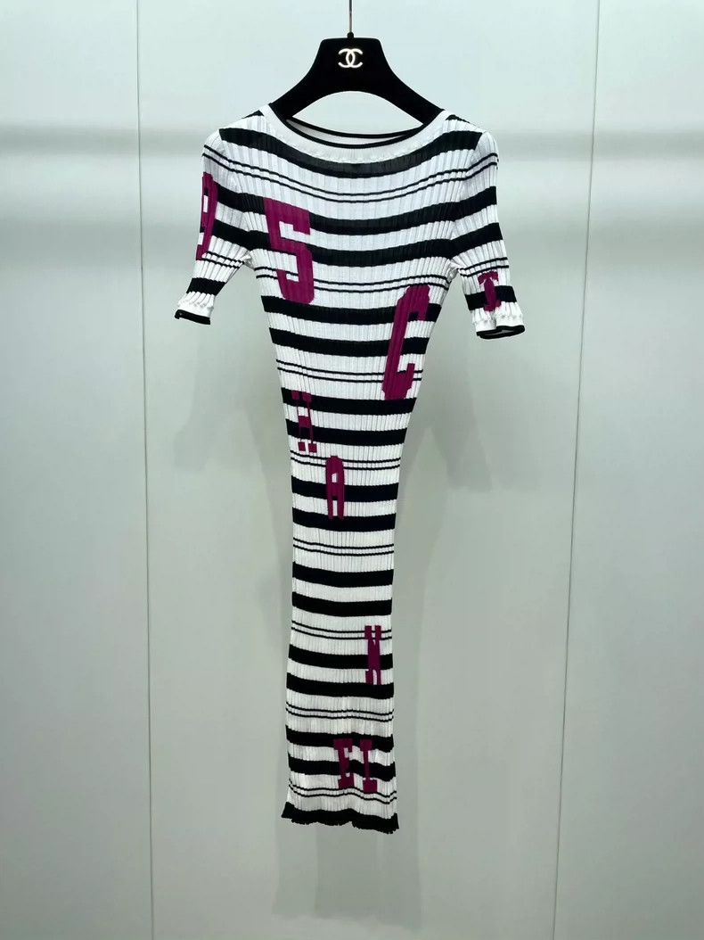 Chanel Chanel Knitted dress Size XXS / US 00 / IT 34 - 2 Thumbnail