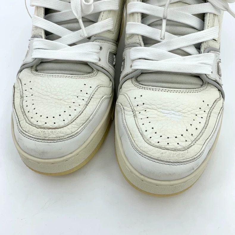 Louis Vuitton Louis Vuitton White round toe lace-up casual board shoes a Size US 7 / IT 37 - 8 Thumbnail