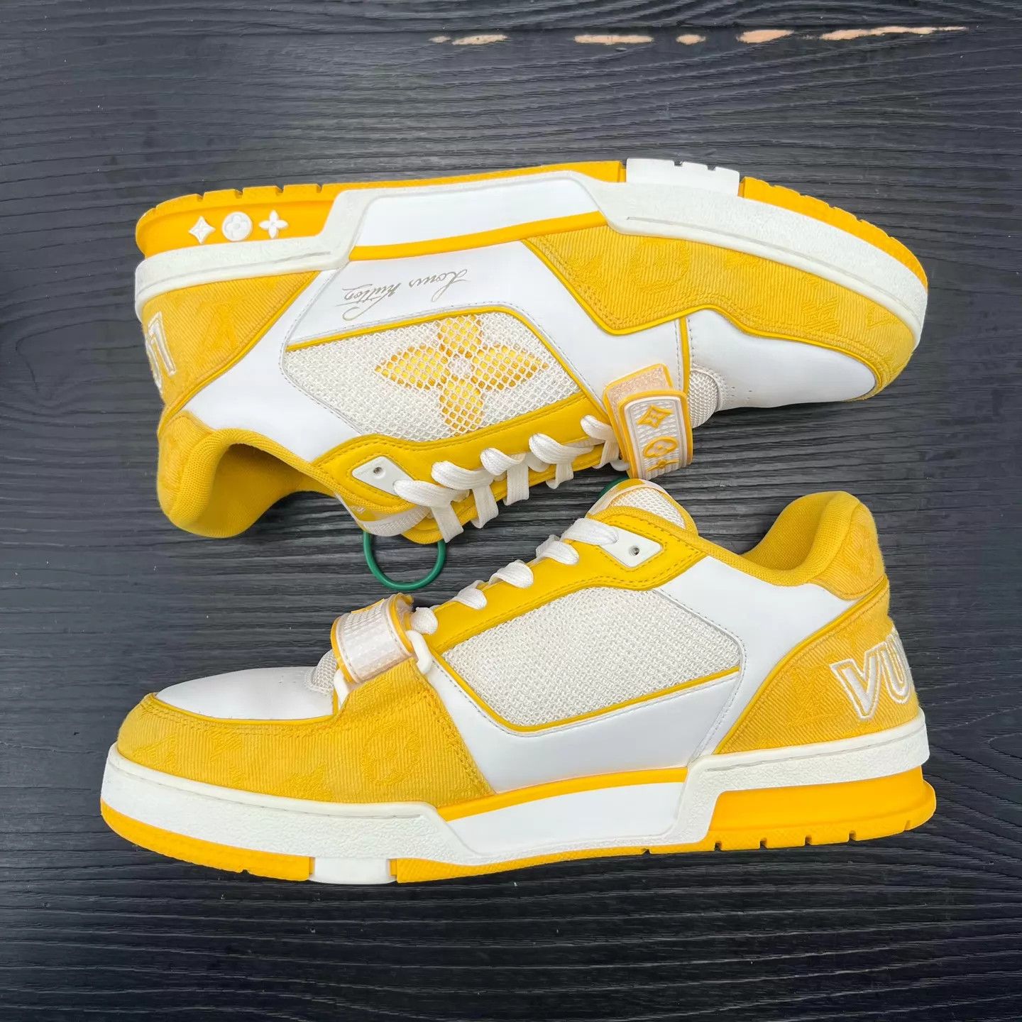 Louis Vuitton LV Trainer White Yellow Velcro 9.5/43.5 Size US 10.5 / EU 43-44 - 6 Thumbnail