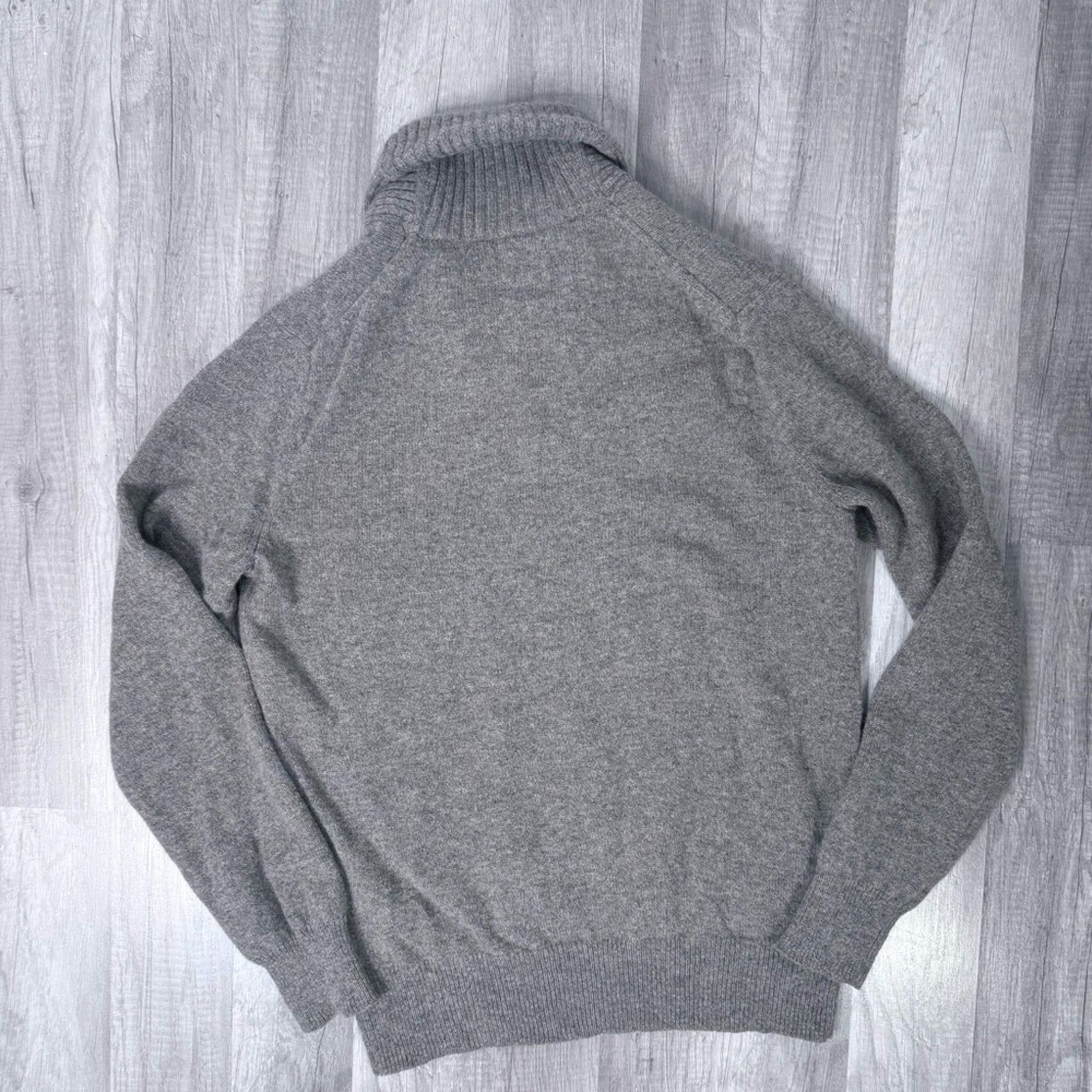 J.Crew J.Crew Men’s Lambs Wool Gray Shawl Collar Pullover Sweater Size US M / EU 48-50 / 2 - 3 Thumbnail