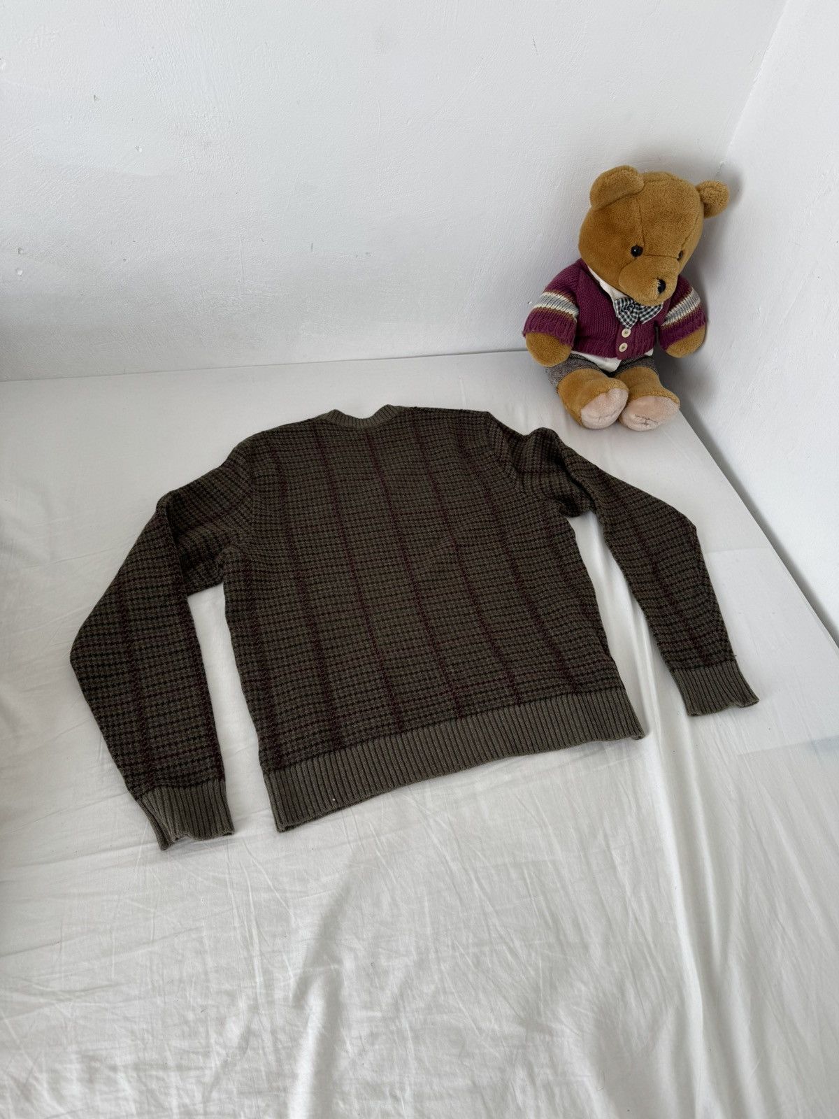 Ralph Lauren Purple Label Ralph Lauren Purple Label 100% Cashmere V-Neck sweater Size S / US 4 / IT 40 - 5 Thumbnail
