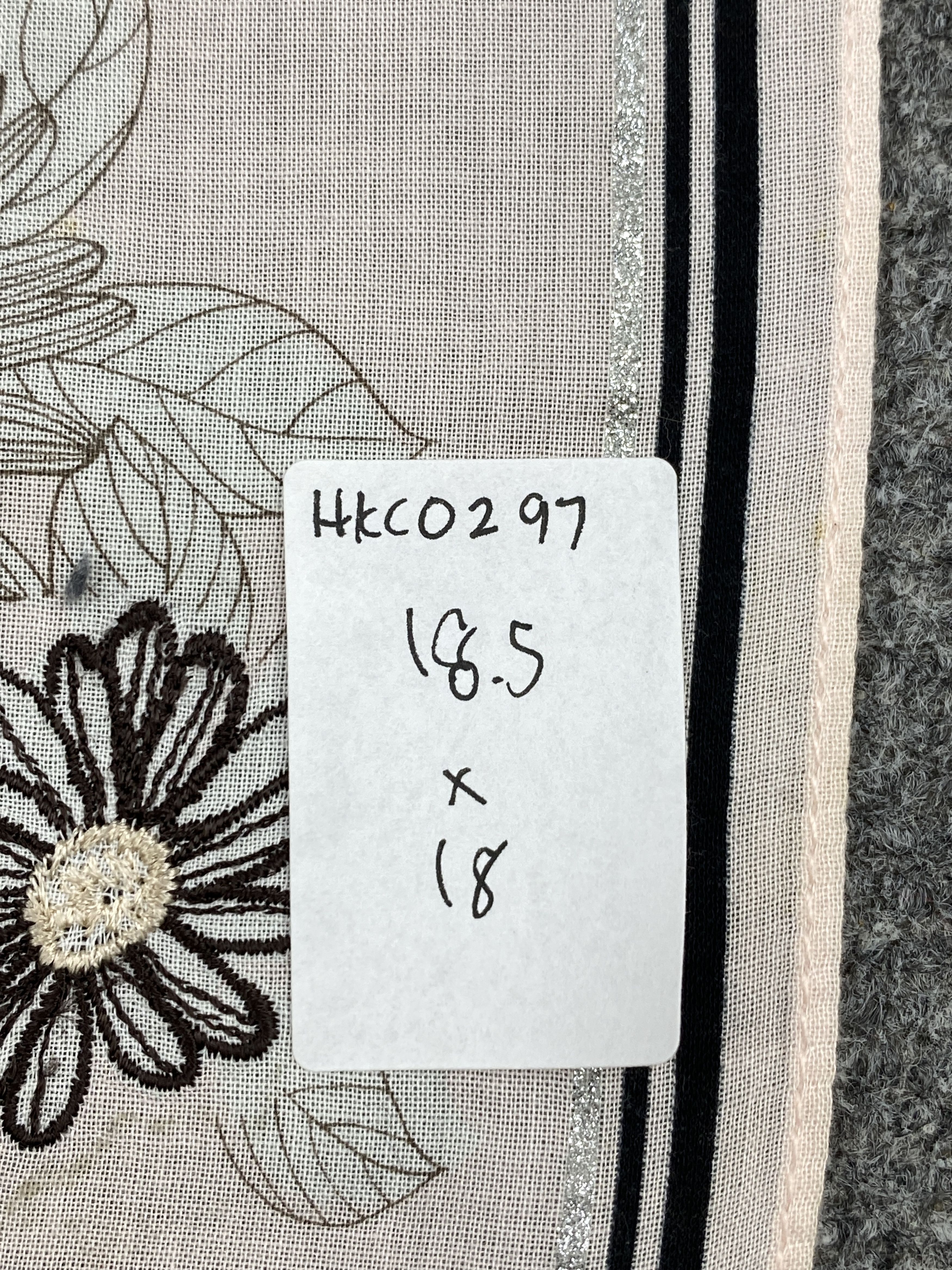 Vintage × Yohji Yamamoto Ined Handkerchief / Bandana / Neckerchief HKC0297 Size ONE SIZE - 7 Thumbnail