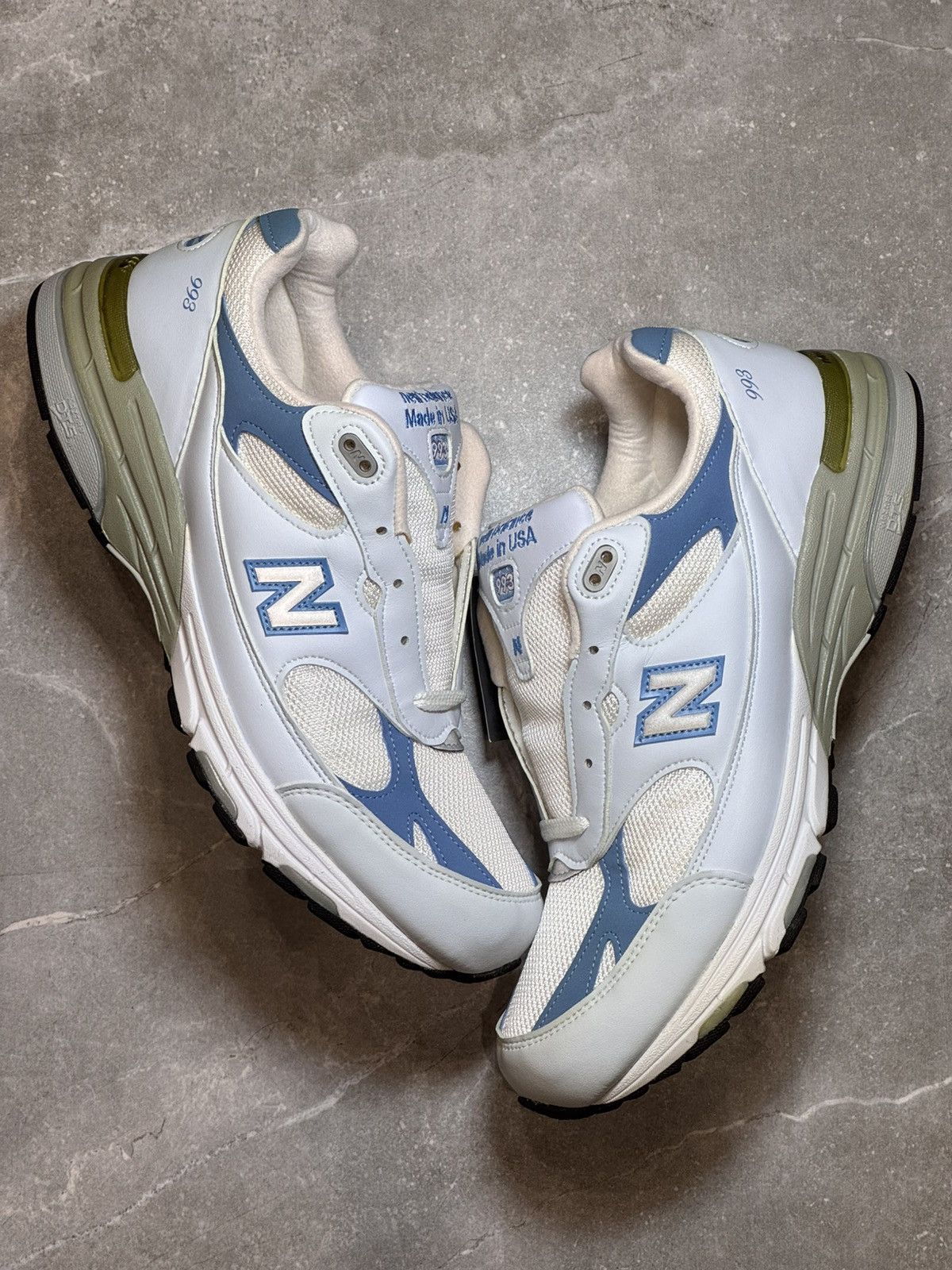 New Balance New balance 993 white blue Size US 10 / EU 43 - 7 Thumbnail