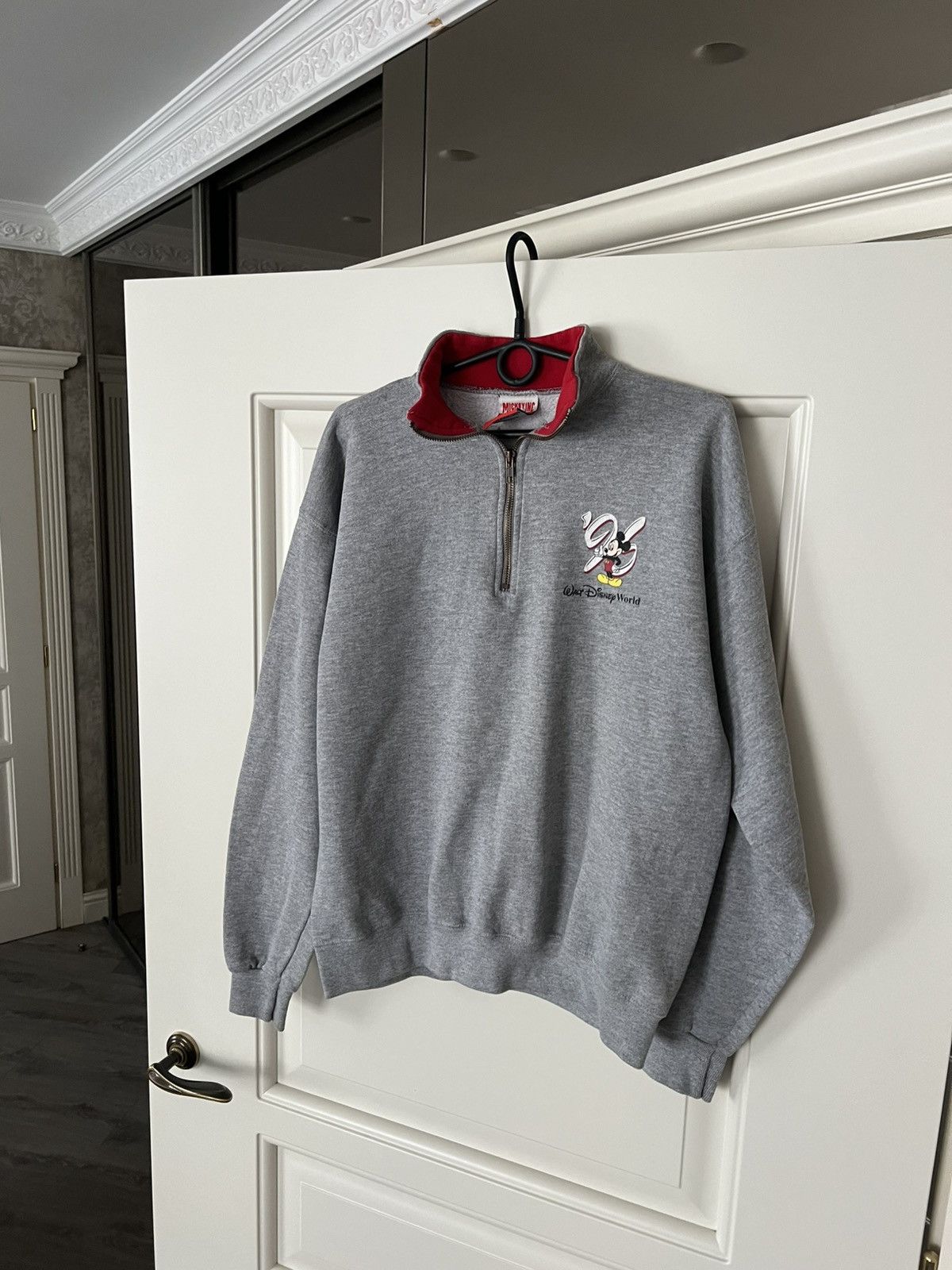 Disney Vintage 90s Disney Mickey Mouse Sweatshirt Made in USA Size US S / EU 44-46 / 1 - 3 Thumbnail