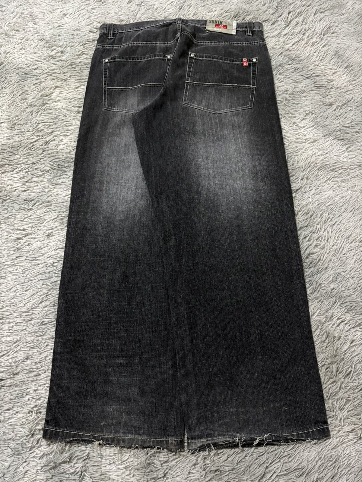 Southpole Southpole Red Tag Size US 36 / EU 52 - 1 Thumbnail