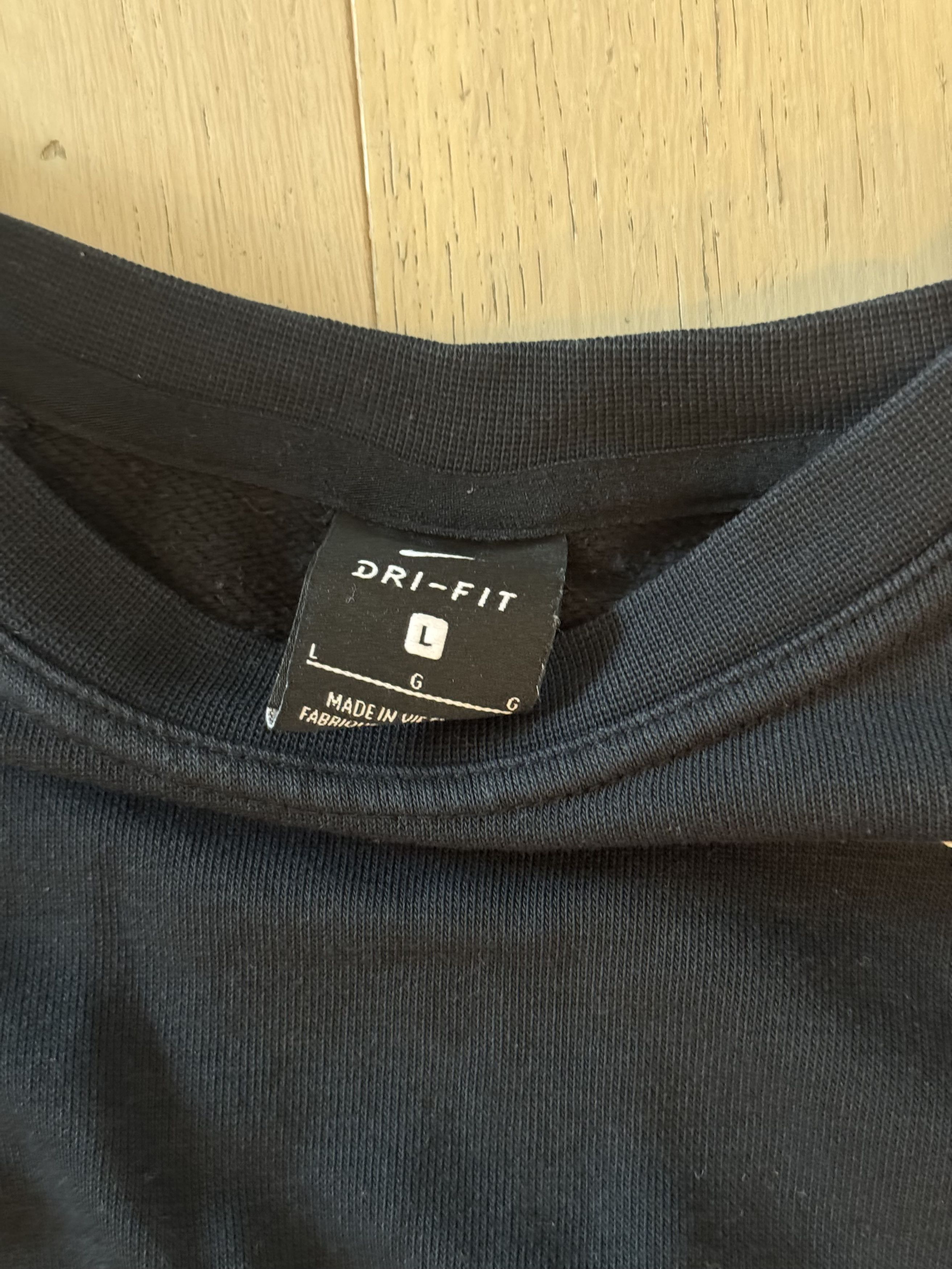 Nike Nike Dri Fit Sweatshirt Size US L / EU 52-54 / 3 - 3 Thumbnail