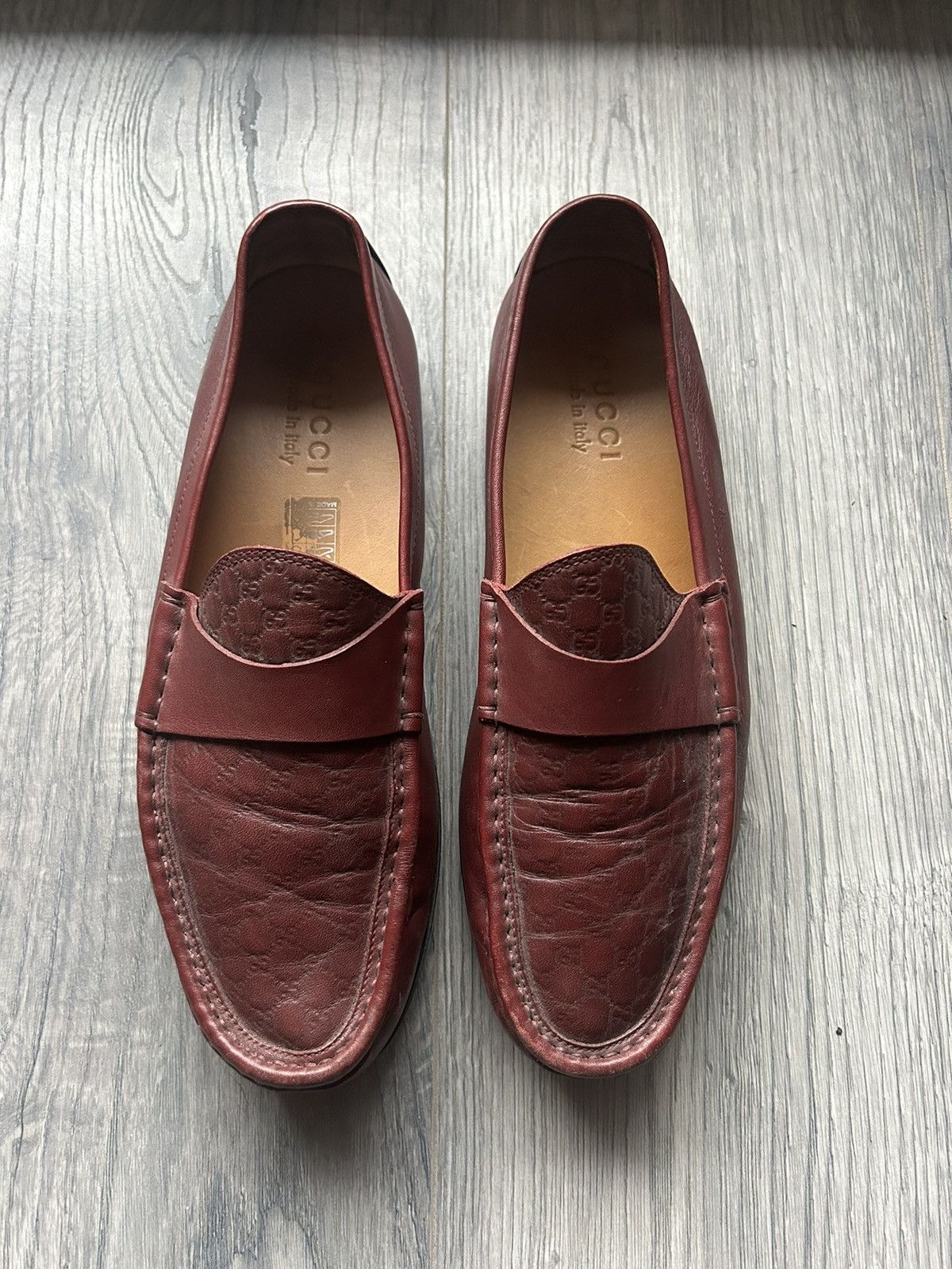 Gucci Gucci Burgundy Leather Loafers with Embossed GG Monogram Size US 7 / EU 40 - 3 Thumbnail