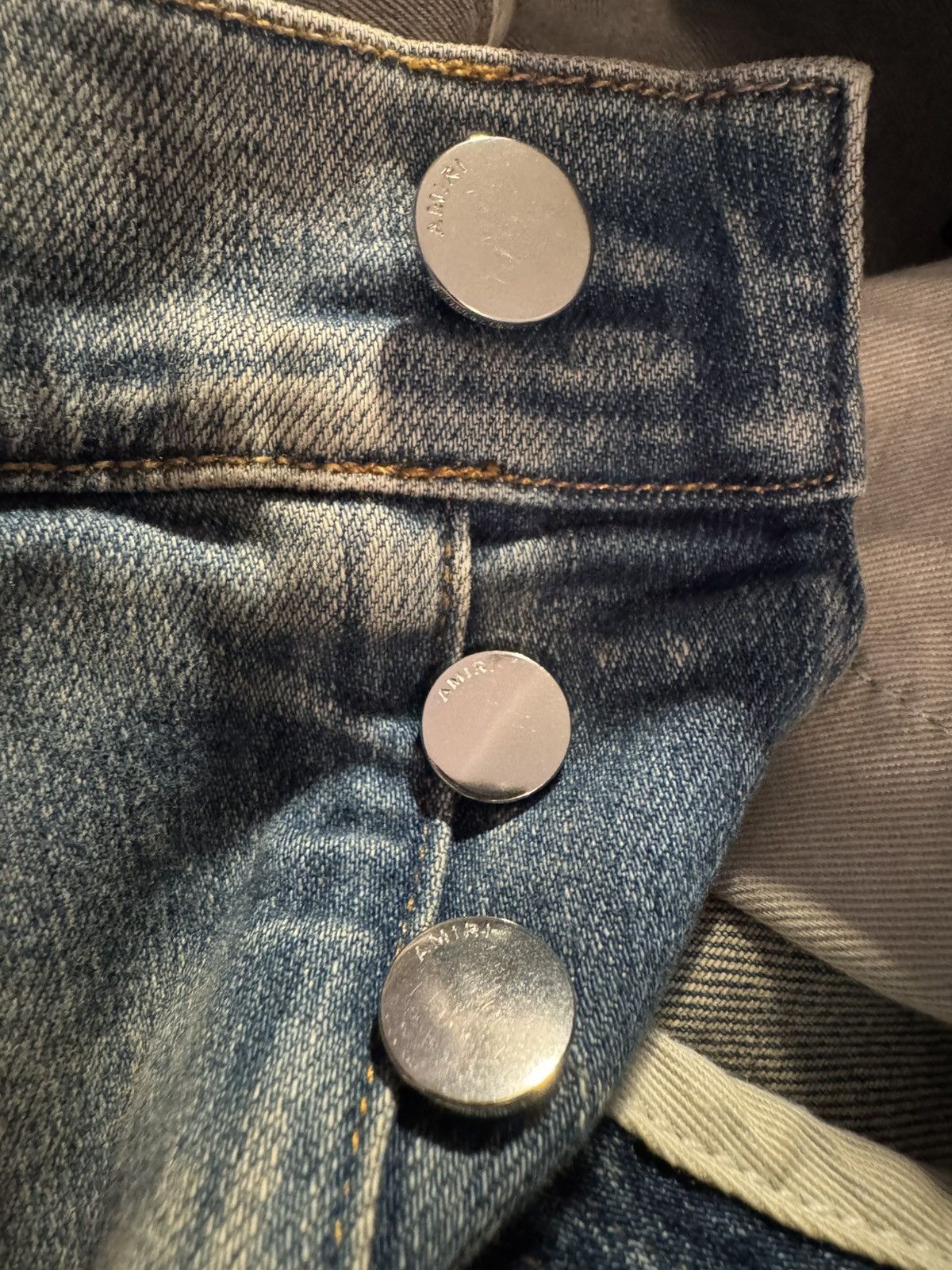 Amiri AMIRI jeans STUDY REAL TAPE MEASUREMENTS BY TAPE IN PHOTOS Size US 32 / EU 48 - 15 Thumbnail