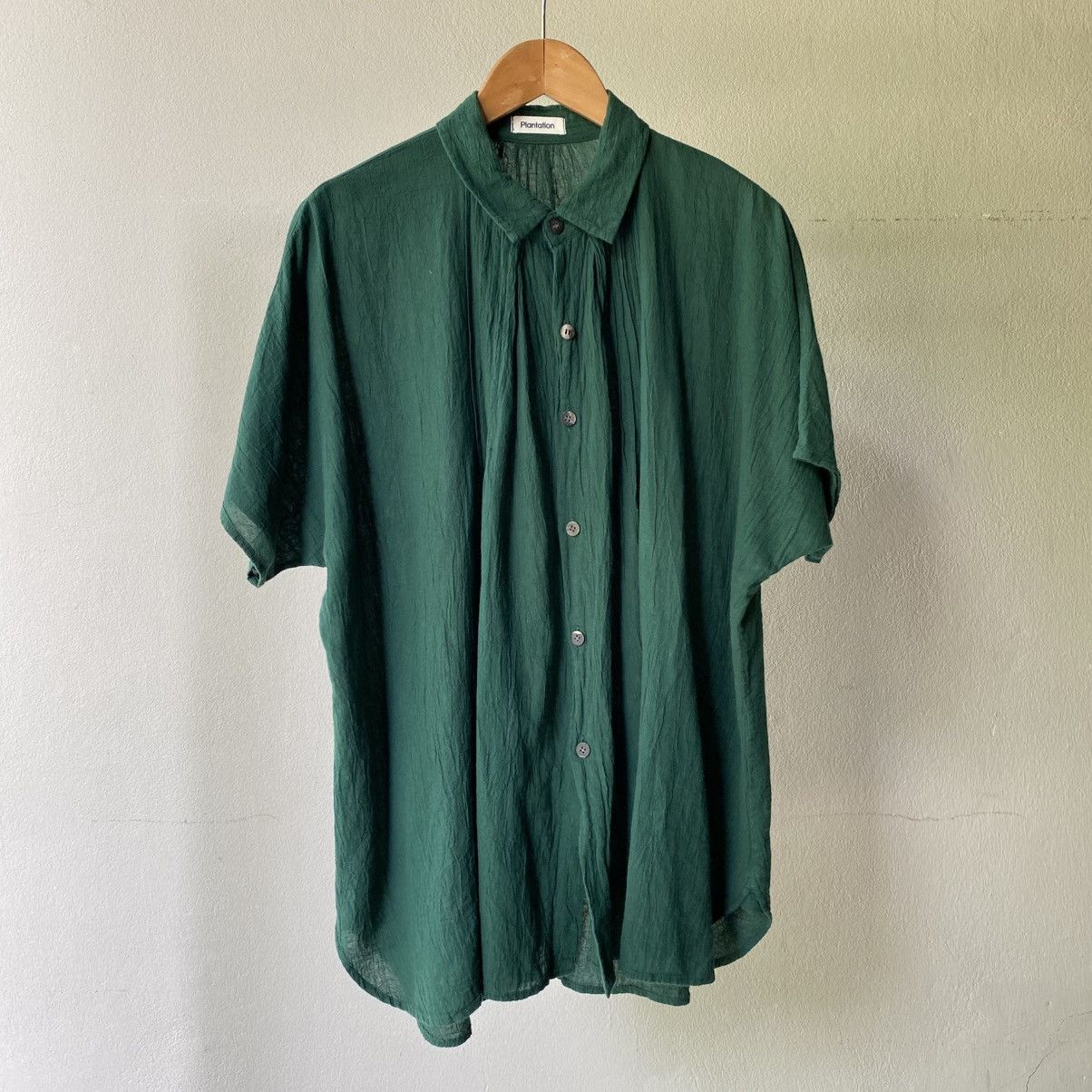 Issey Miyake Plantation Dark Green Pleated Short Sleeve Shirt Size M / US 6-8 / IT 42-44 - 4 Thumbnail
