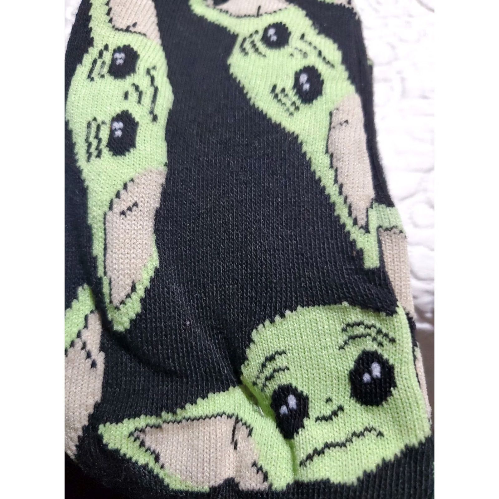 Star Wars Star Wars Mandalorian Grogu The Child Novelty Socks Crew Adult 6-12 Black Size ONE SIZE - 6 Thumbnail