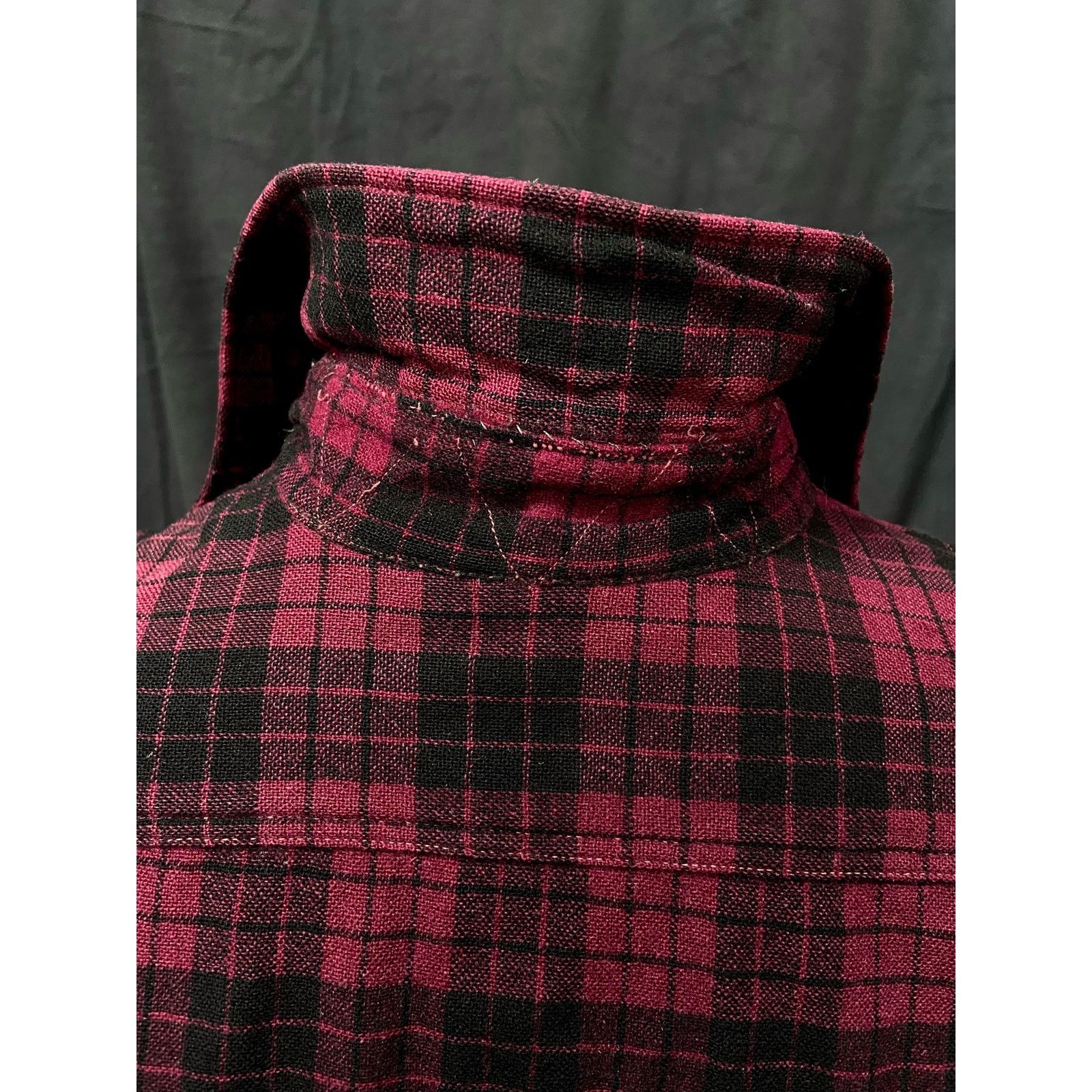 Vintage 30s 40s Vintage Pendleton Red Black Plaid Flannel Work Shirt Size US M / EU 48-50 / 2 - 4 Thumbnail