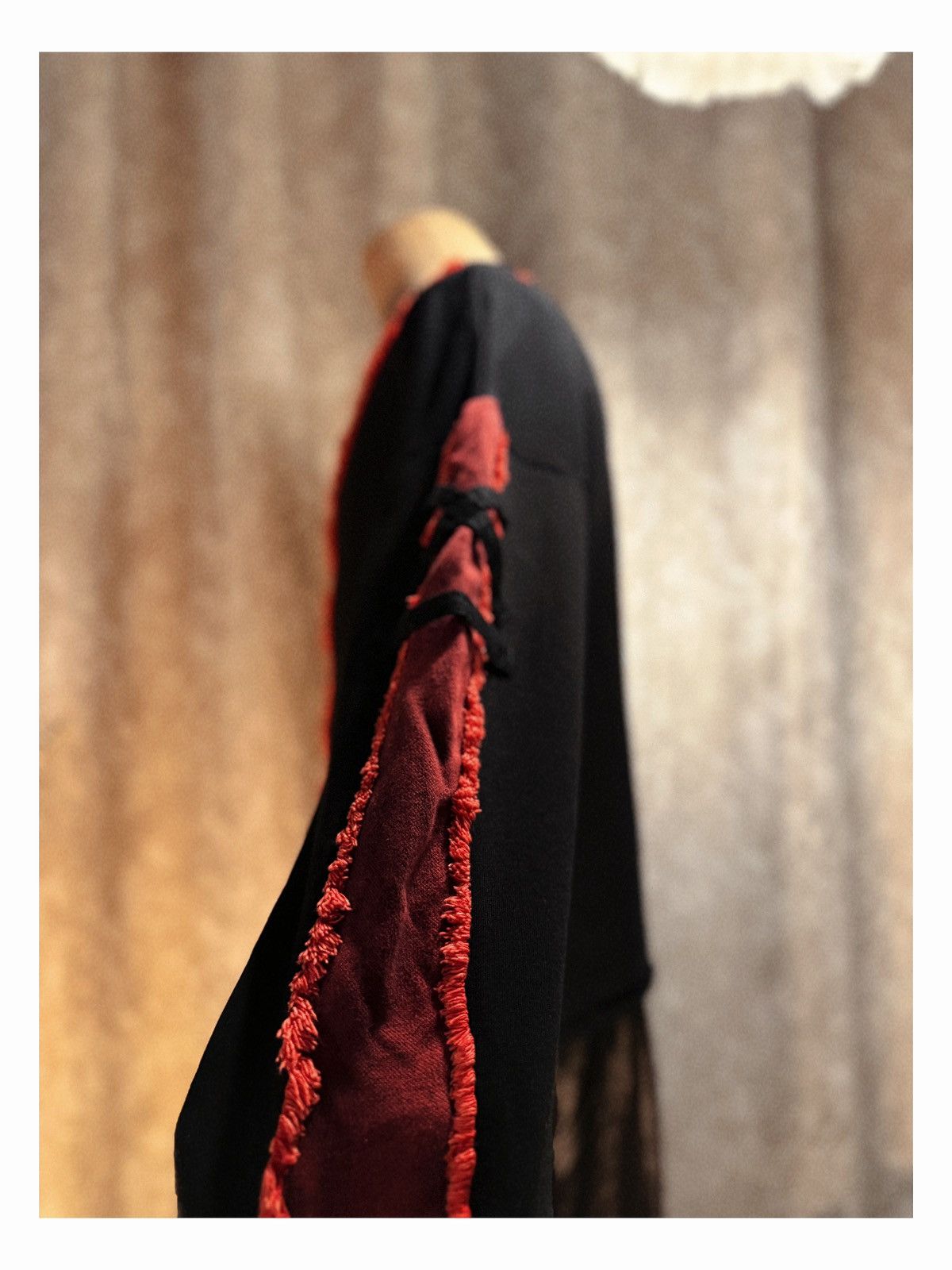 Other Unisex Streetwear Long Sleeve – Red & Black Velvet Patch Size L / US 10 / IT 46 - 6 Thumbnail