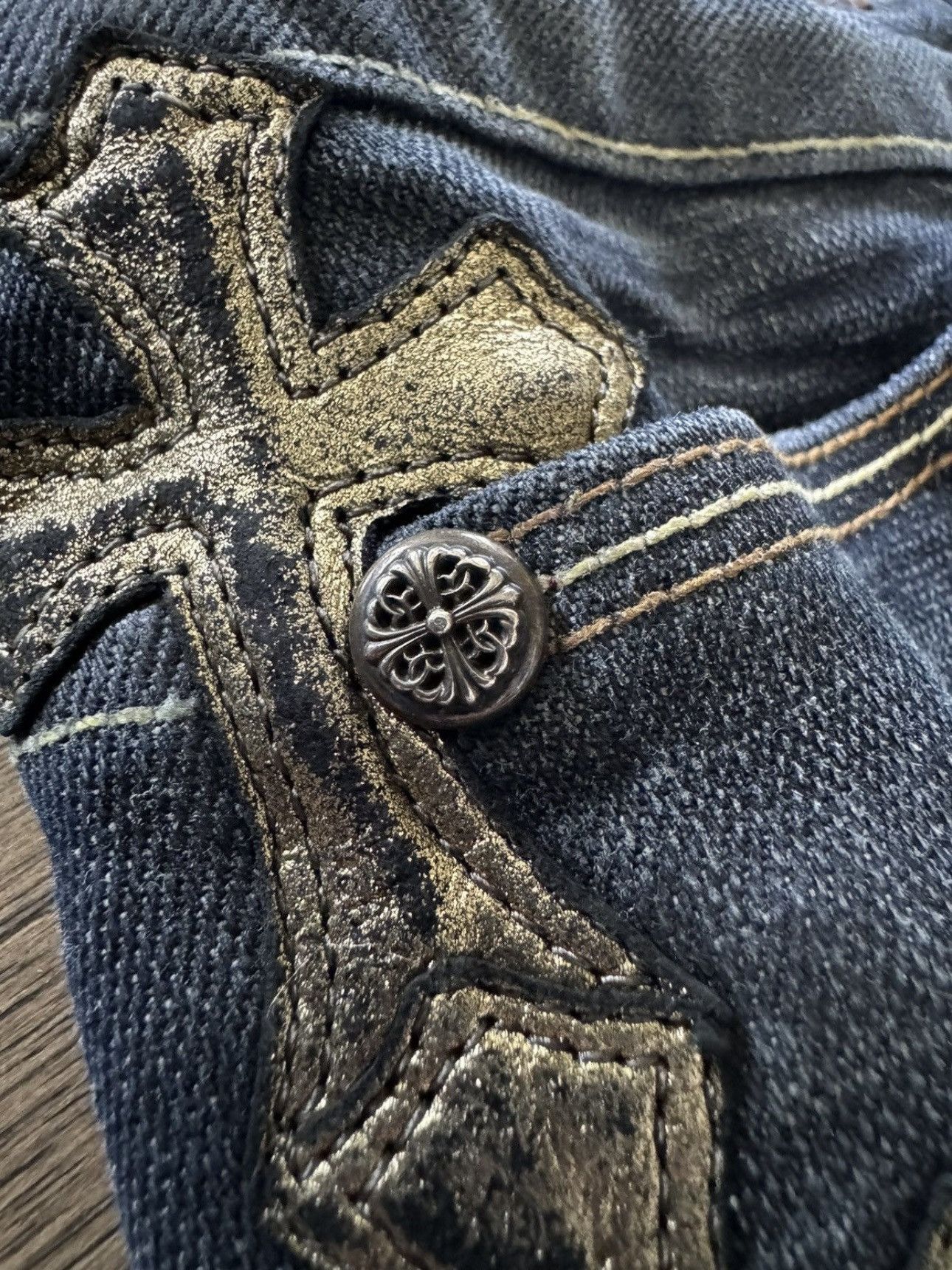 Chrome Hearts Chrome Hearts Notify Custom Gold Leather Cross Patch Denim Size 27" / US 4 / IT 40 - 11 Thumbnail