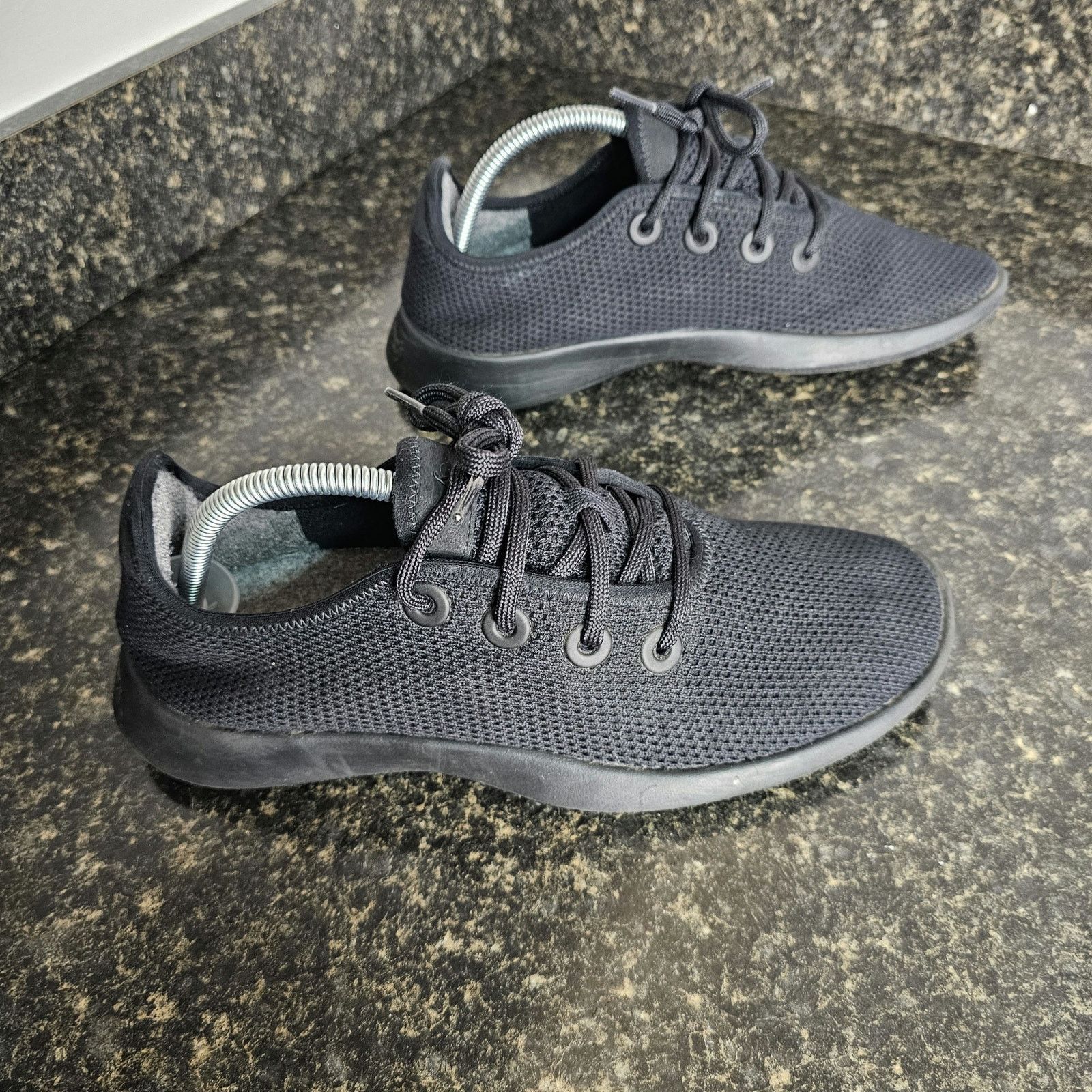 Allbirds Men's Black Allbirds Wool Lined Shoes Size 9 Size US 9 / EU 42 - 2 Thumbnail