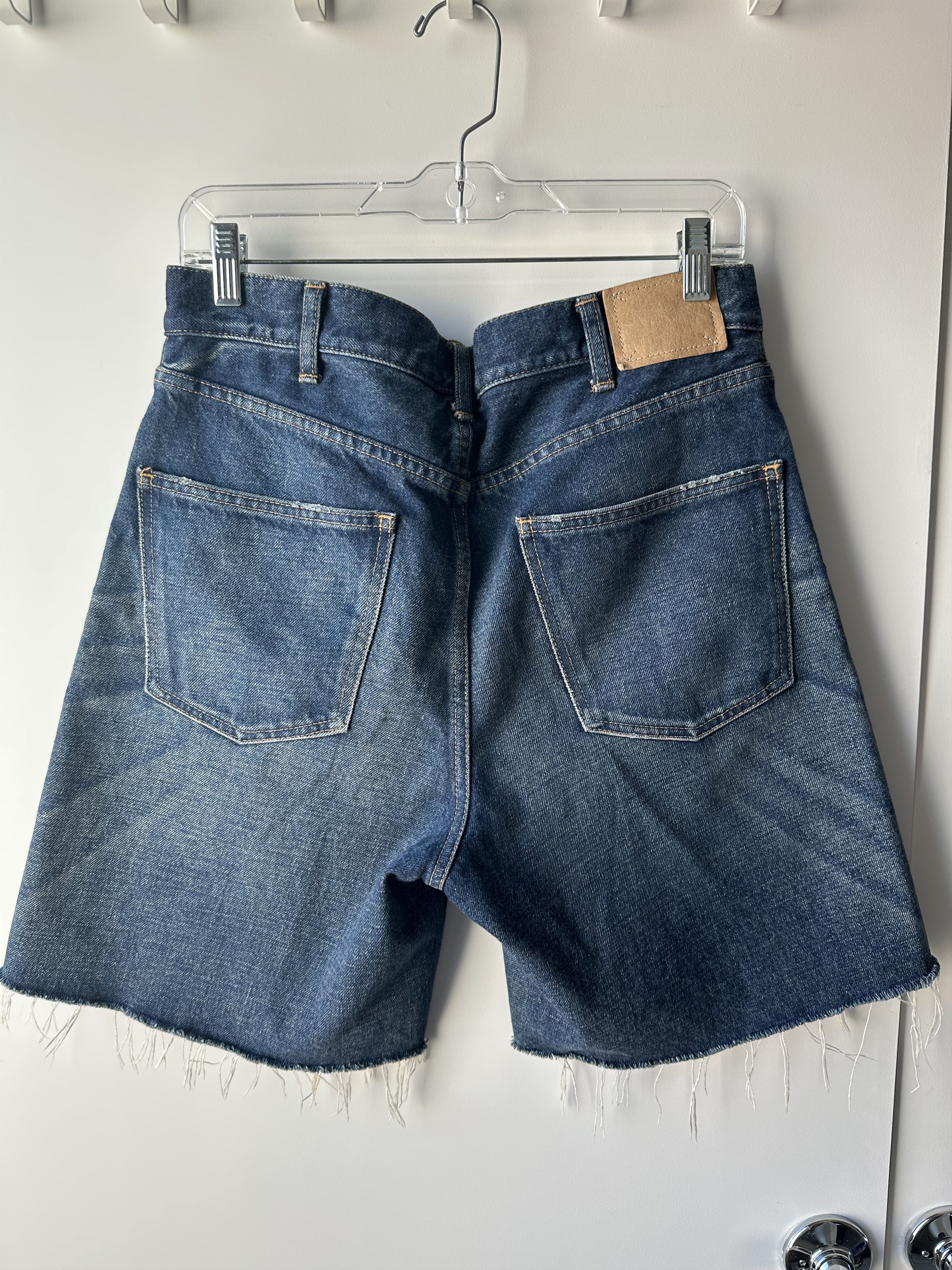 Celine CELINE DENIM SHORTS Size 28" / US 6 / IT 42 - 2 Thumbnail