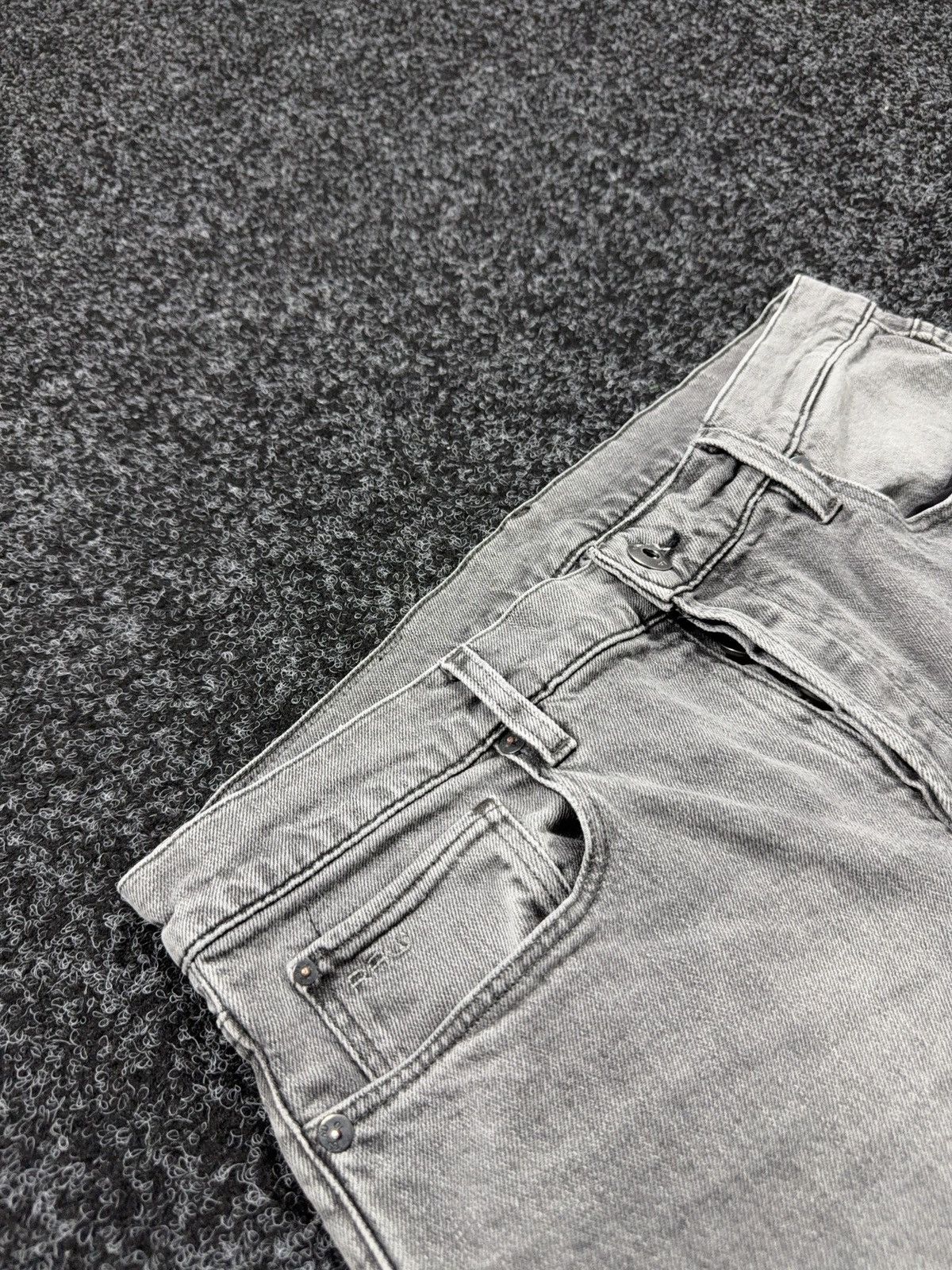 G-Star Y2K G-Star RAW 3301 Slim Faded Grey Denim Jeans W32 L32 Size US 32 / EU 48 - 7 Thumbnail