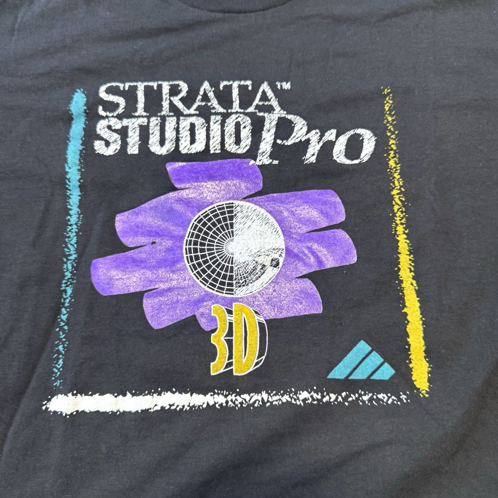 Vintage VINTAGE Strata Studio Pro 2.0 T-Shirt XL Black Men Short Sleeve Crew Neck Graphic Print 90s Software Size US XL / EU 56 / 4 - 2 Thumbnail