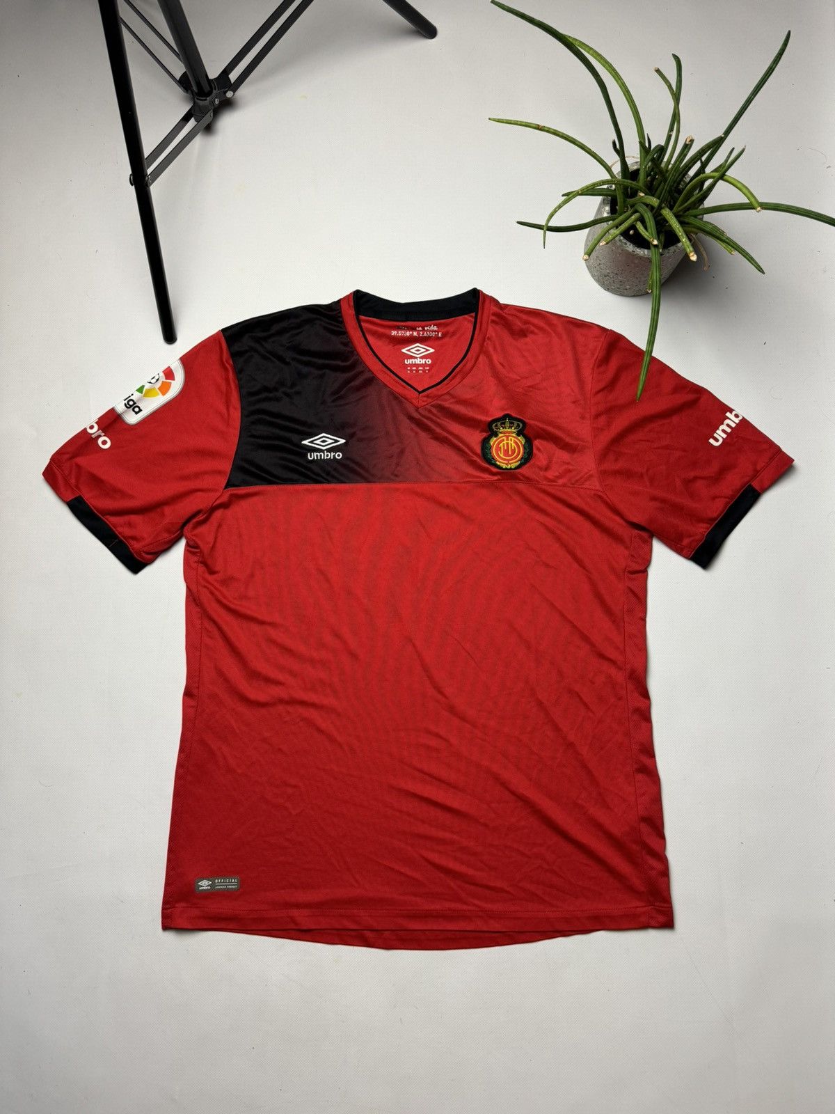 Umbro × Vintage Rare Vintage Mallorca umbro soccer jersey y2k Size US XL / EU 56 / 4 - 1 Thumbnail