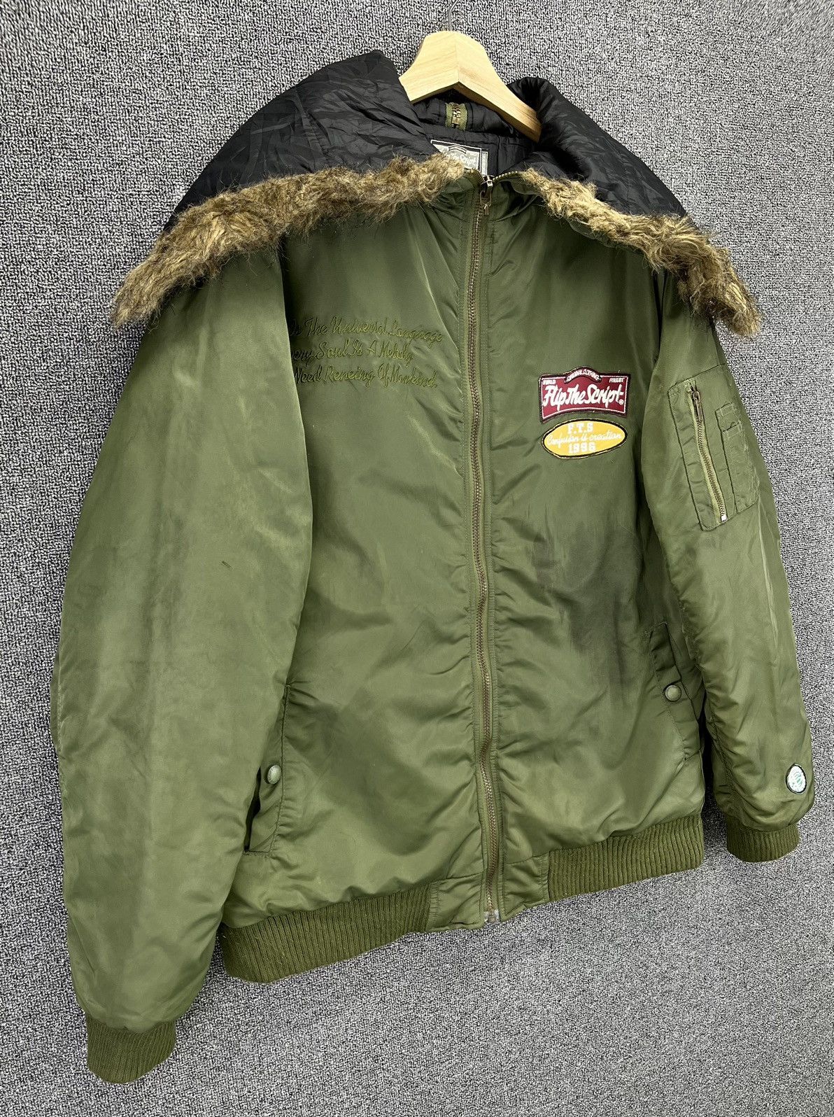 Japanese Brand Vintage Flip The Script Fur Hooded Bomber Jacket Size US M / EU 48-50 / 2 - 3 Thumbnail