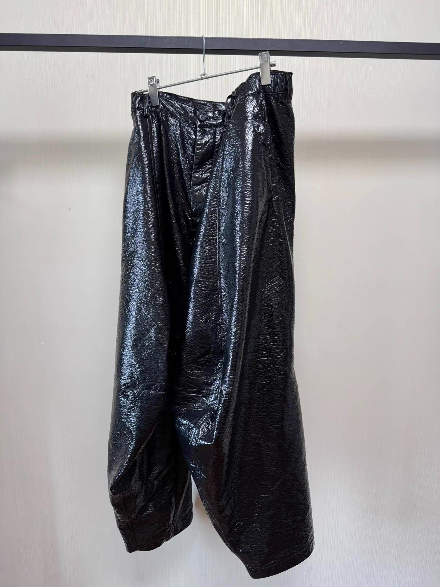 Walter Van Beirendonck Walter Van Beirendonck balloon leather pants Q8 Size US 36 / EU 52 - 1 Thumbnail