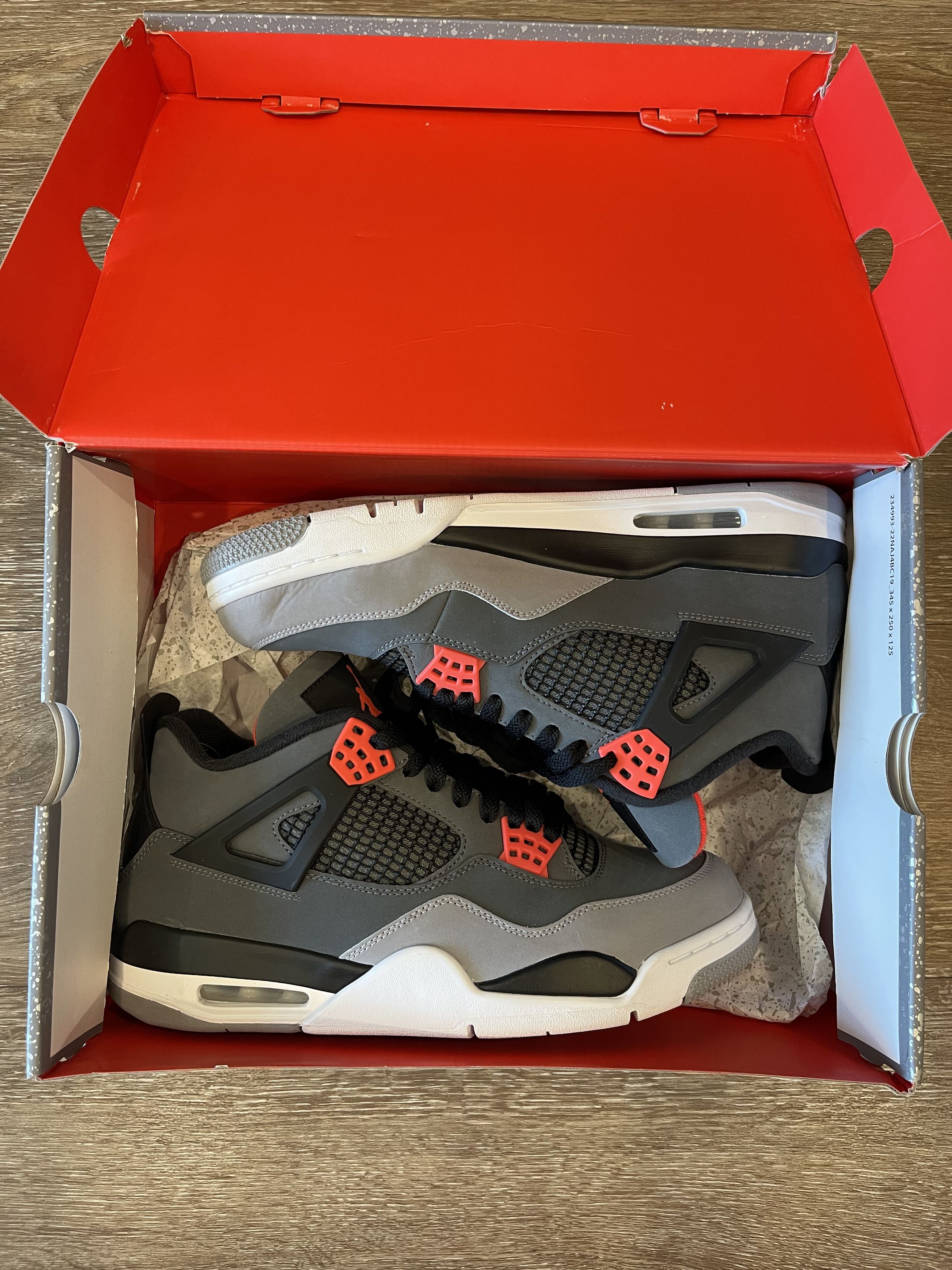 Jordan Brand AIR JORDAN - JORDAN 4 RETRO INFRARED Size US 10.5 / EU 43-44 - 6 Thumbnail
