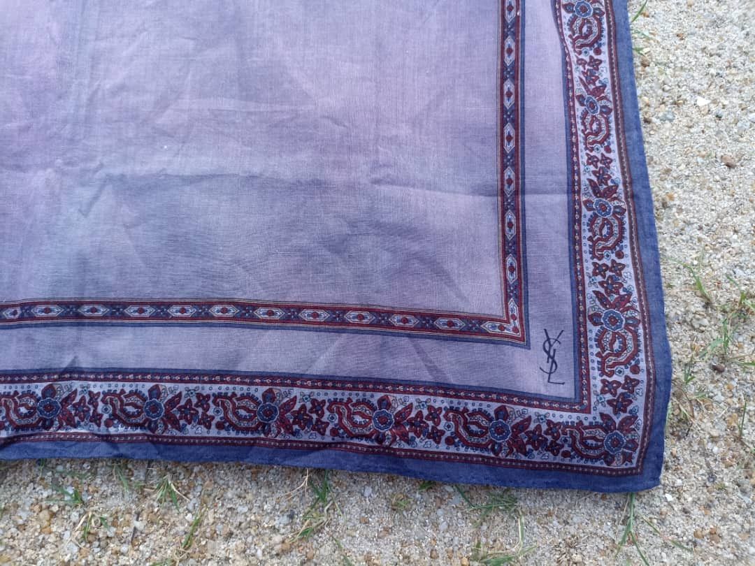 Yves Saint Laurent 🔥BINDING🔥Yves Saint Lauren scarf & handkerchief/bandana Size ONE SIZE - 12 Thumbnail