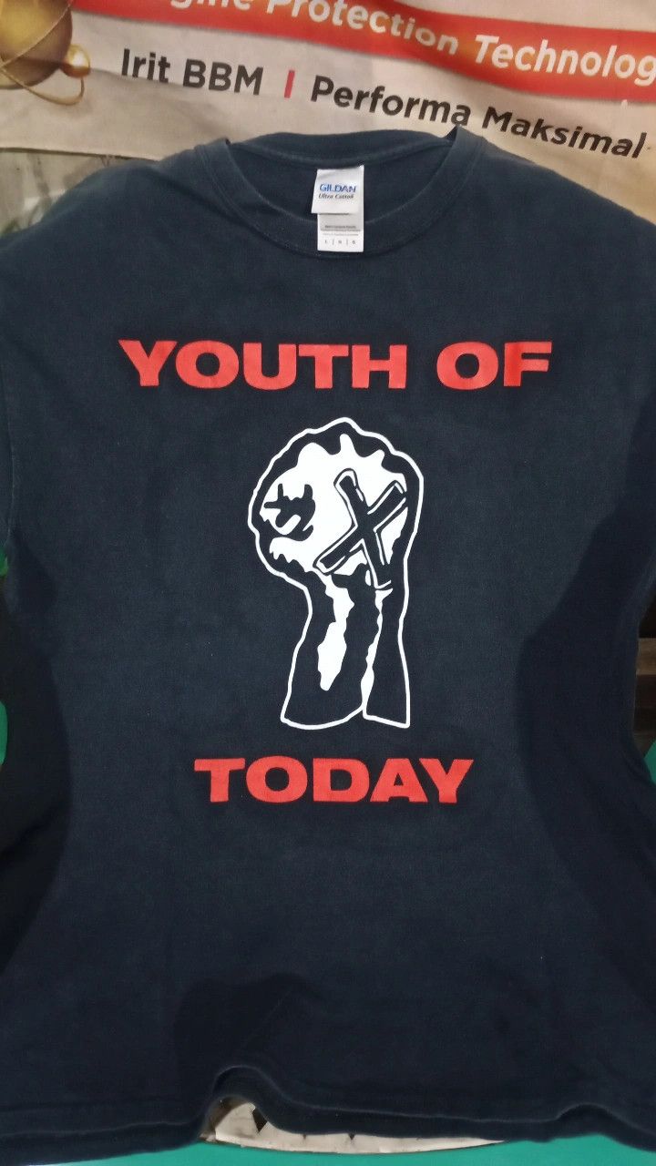 Band Tees Band tees youth of today break down the walls Size US L / EU 52-54 / 3 - 1 Thumbnail