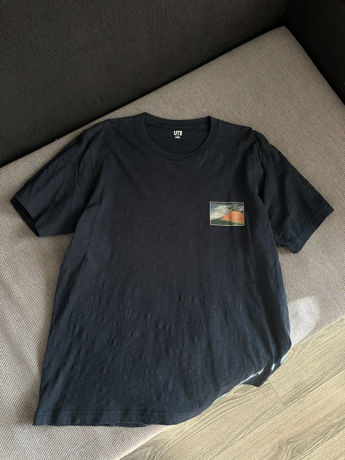 Other Uniqlo x Hokusai t-shirt Size US XL / EU 56 / 4 - 1 Thumbnail