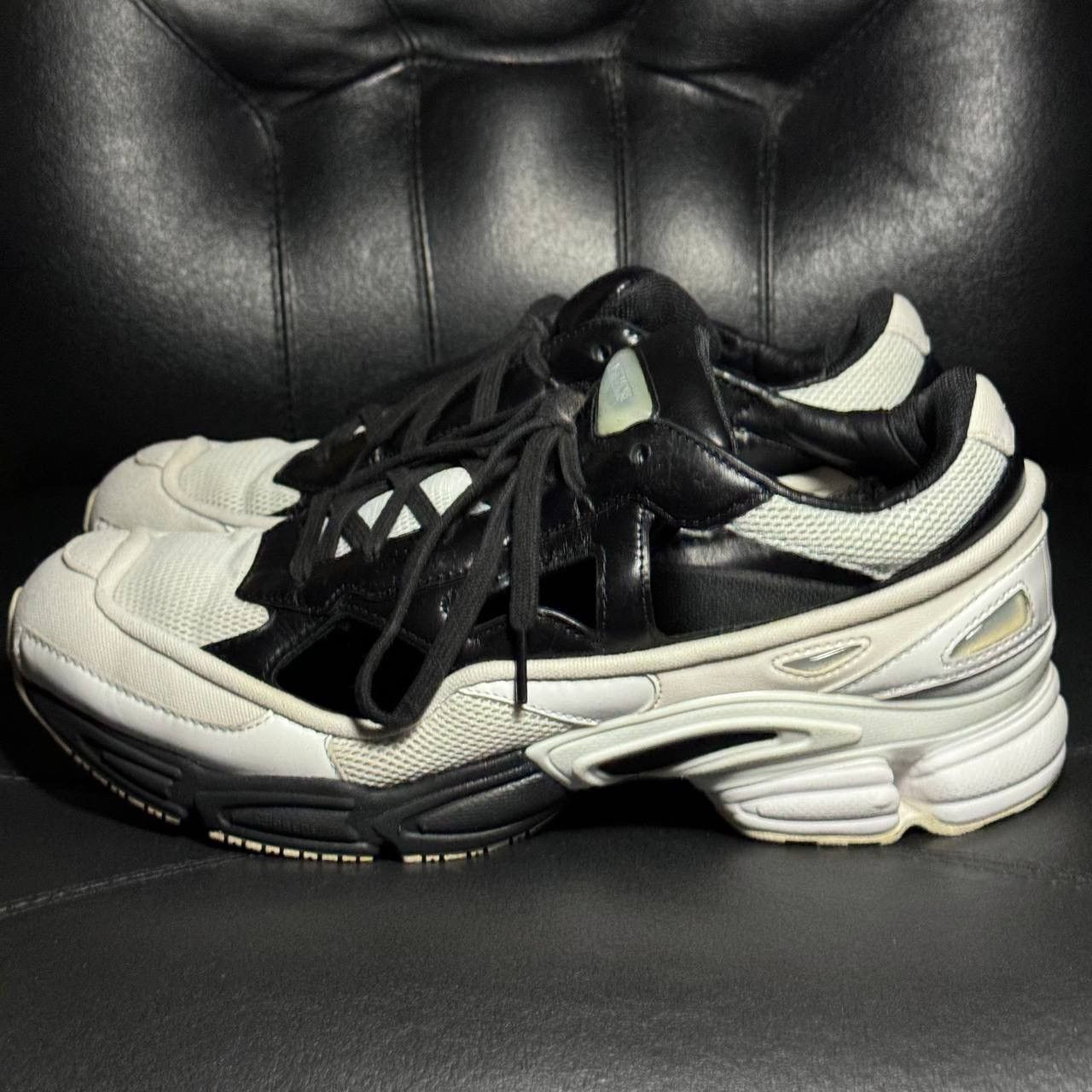 Adidas × Raf Simons 10,5us Adidas Raf Simons Ozweego Replicant white black Size US 10.5 / EU 43-44 - 3 Thumbnail