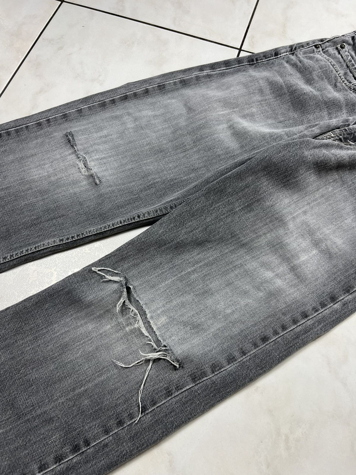 Levi's Vintage 90s Levis 569 loose straight washed distressed jeans Size US 29 - 8 Thumbnail