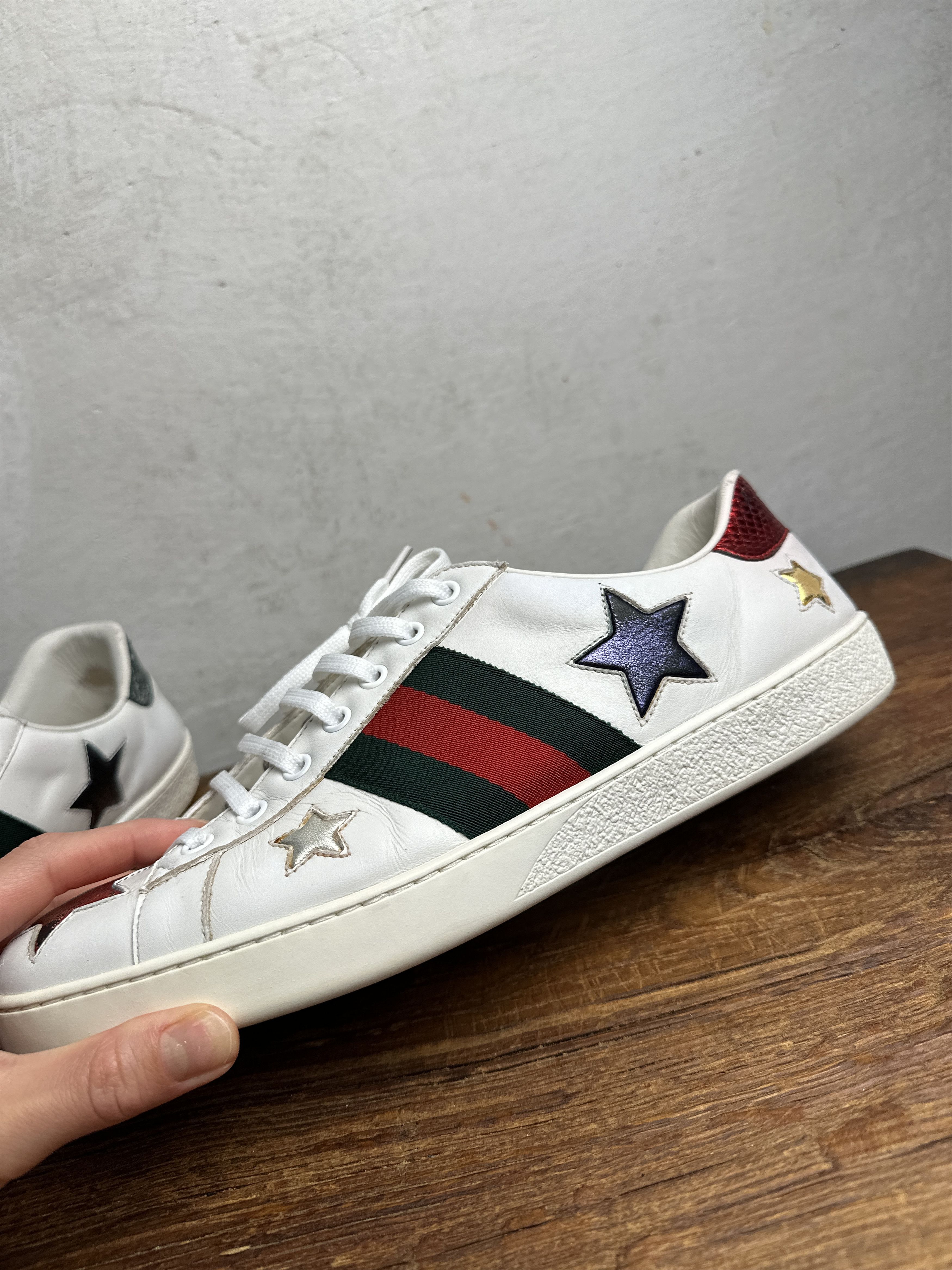 Gucci Gucci Gucci White Leather Ace Metallic Stars Low Top Size US 10 / EU 43 - 10 Thumbnail