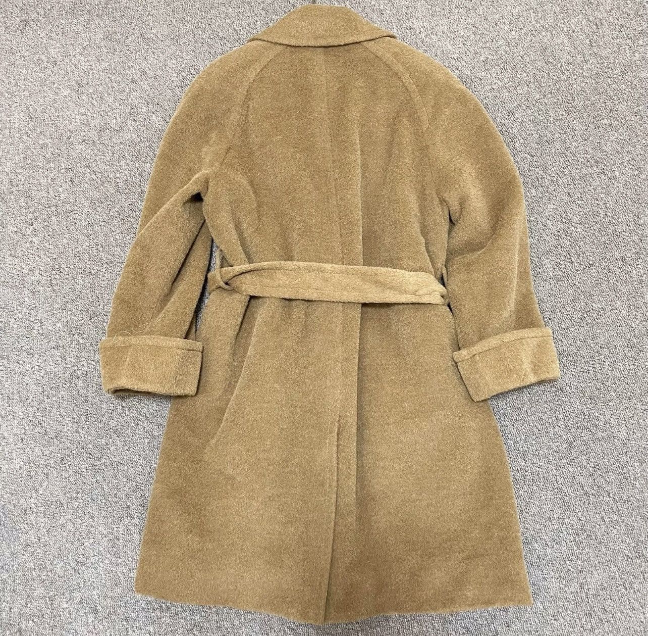 Burberry × Vintage Burberry Vintage Alpaca Wool Coat Size M / US 6-8 / IT 42-44 - 15 Thumbnail