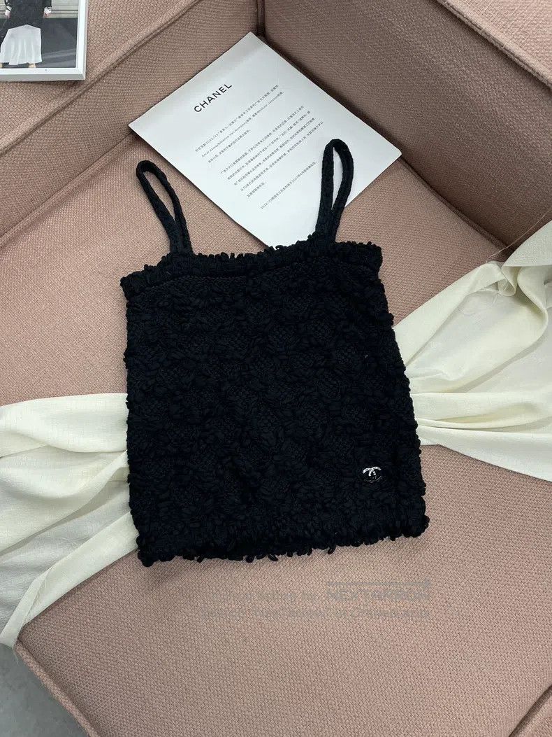Chanel 25P black three-dimensional crochet woven suspender